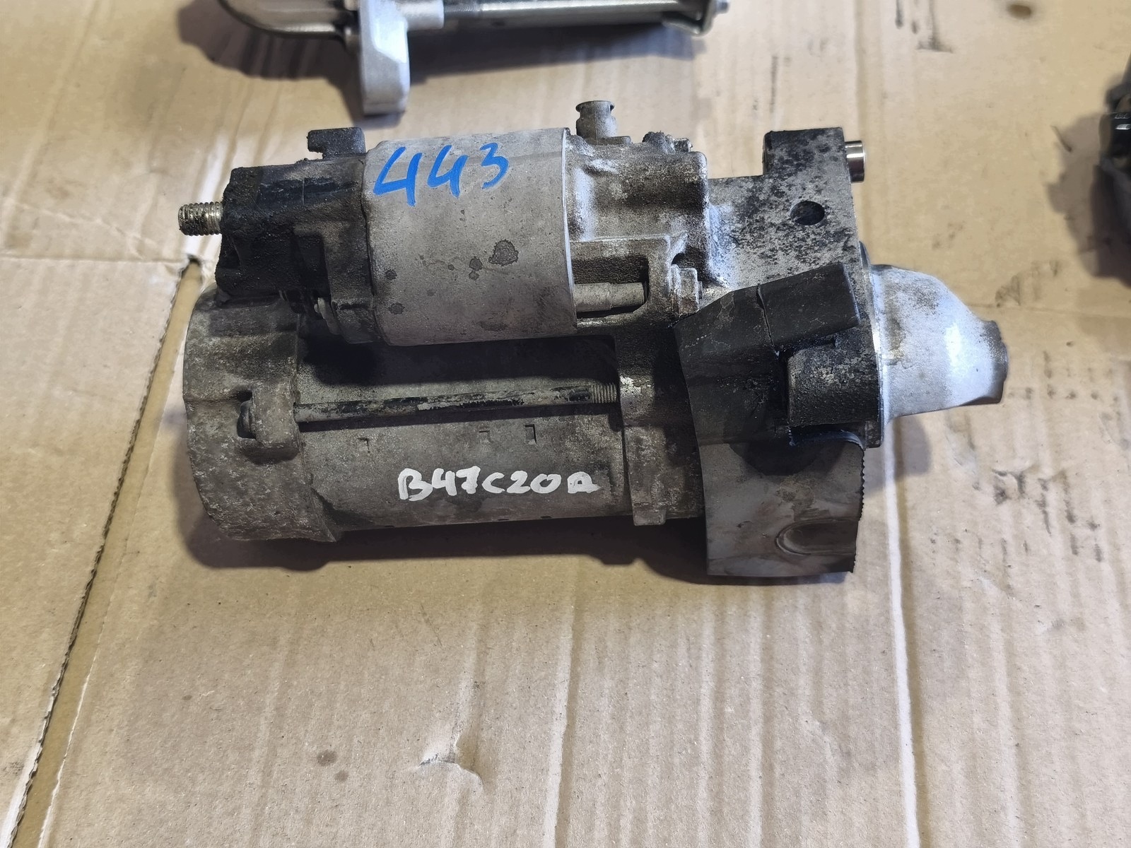 Motor de arranque BMW X1 F48 2.0 D 8570845 image 2
