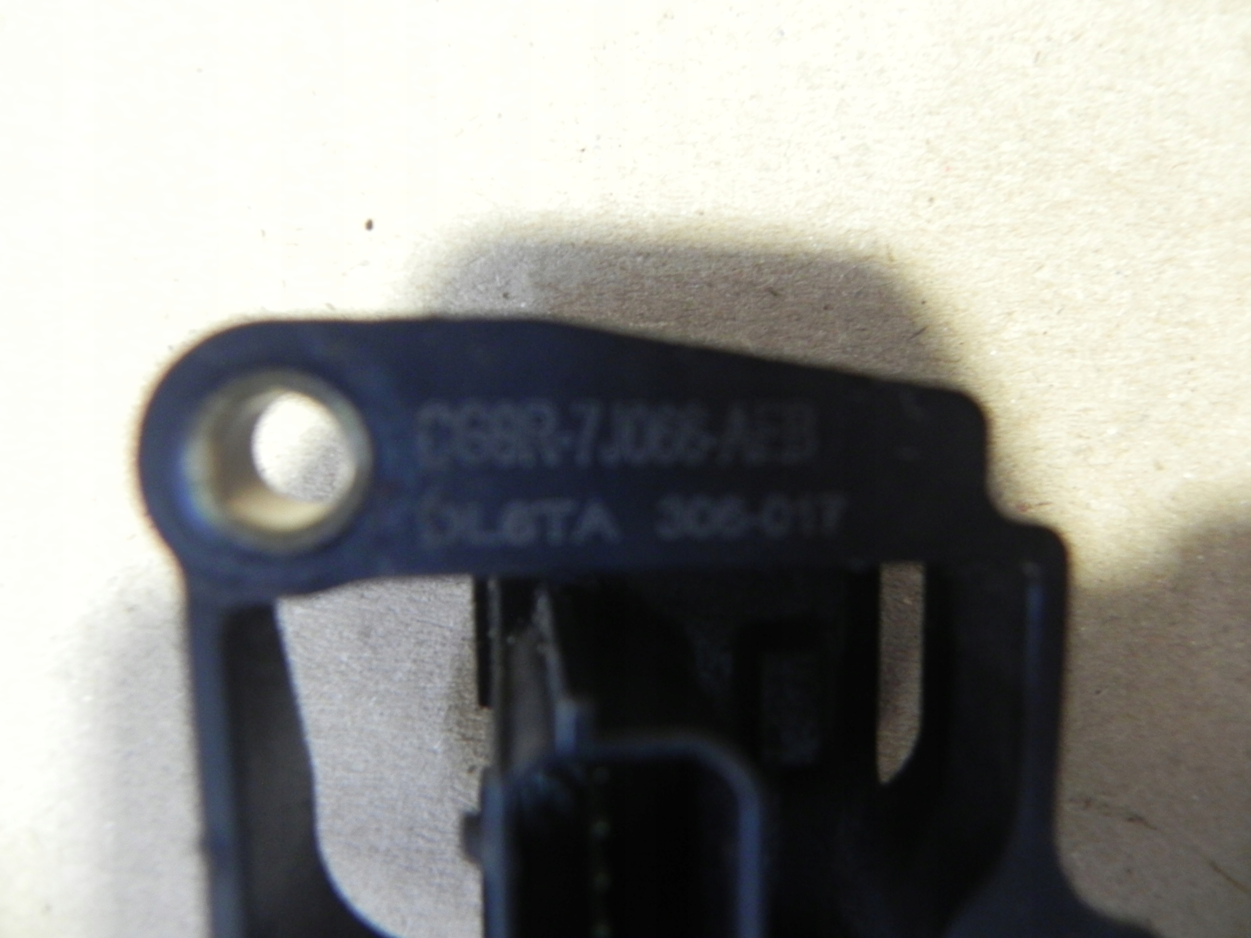 VOLVO V40 V60 XC60 CC II LIFT 2.0D Getriebesensor image 3