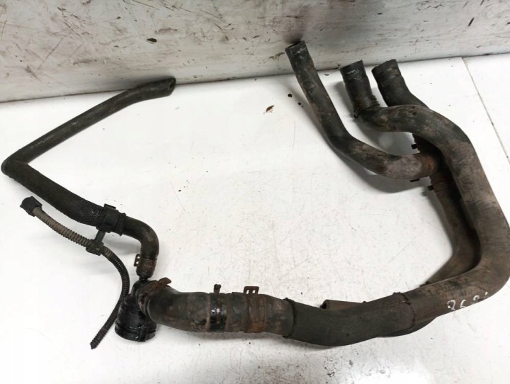 Volkswagen Touran Water Hose 2004 1.6L 1C0122291A