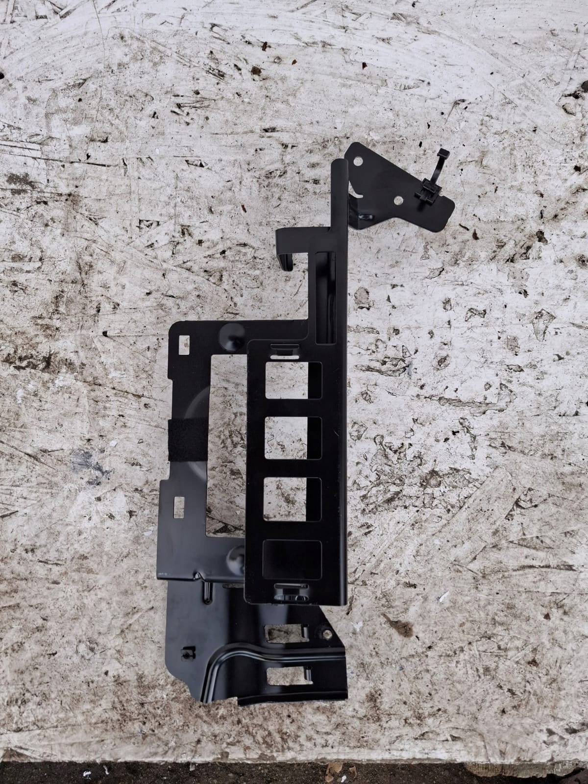Audi A5 B10 Tietokoneen Muovikansi OEM 8B9907239C