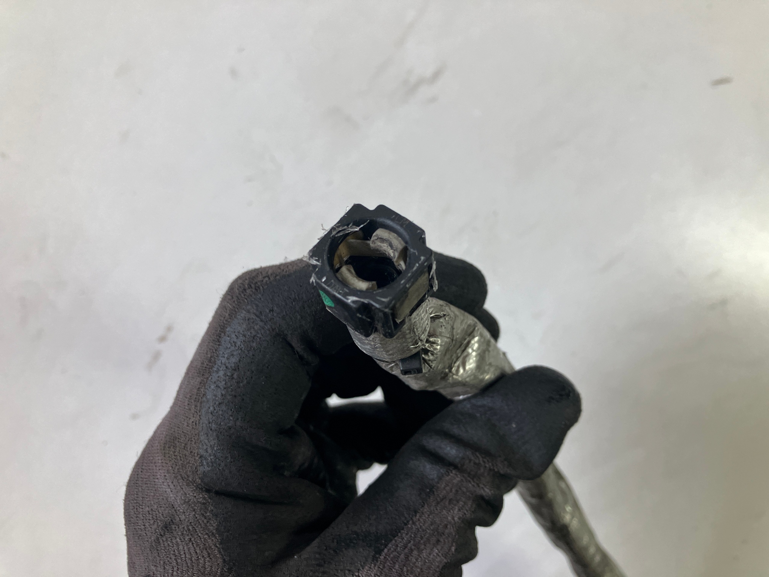 Tubería de inyección AdBlue OEM 04L131984C para Audi 2.0TDI image 3