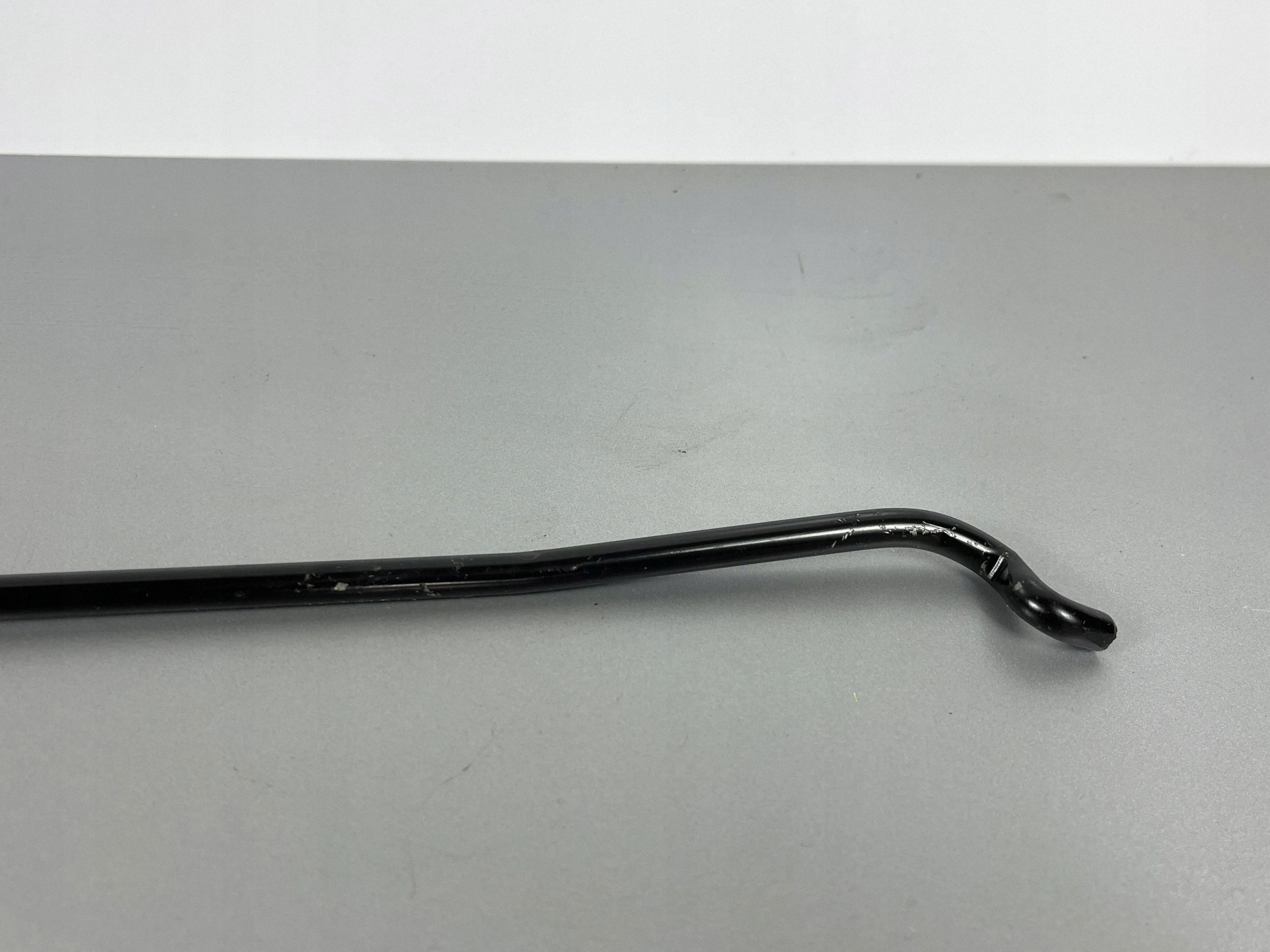 Jeep Compass konepellituki OEM 133AA1569 image 4