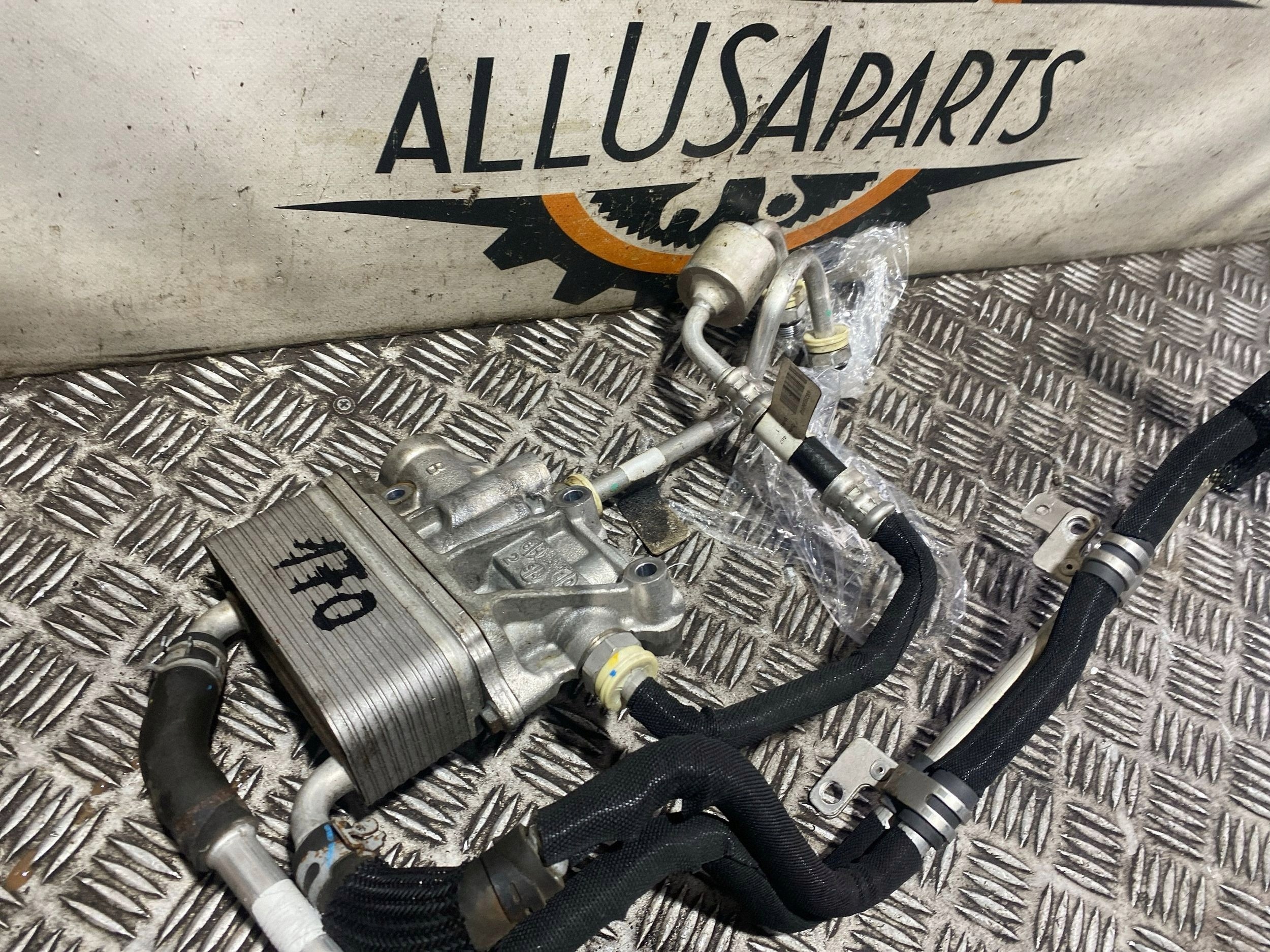 Vaihteistoöljynjäähdytin Jeep OE OEM 68233384AA