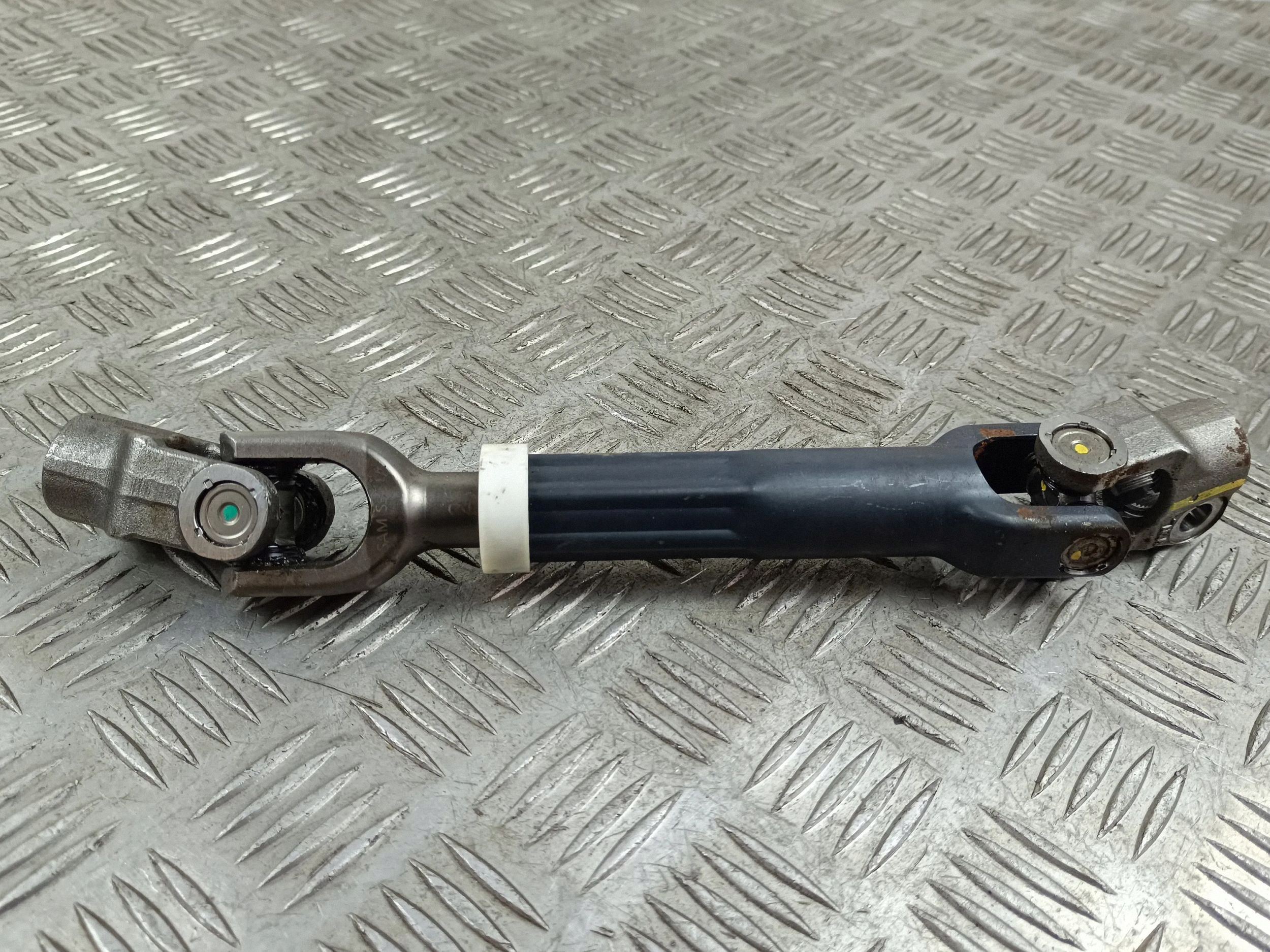 Junta Cruzada Hyundai Kona OEM 23032141481 - Usado image 2