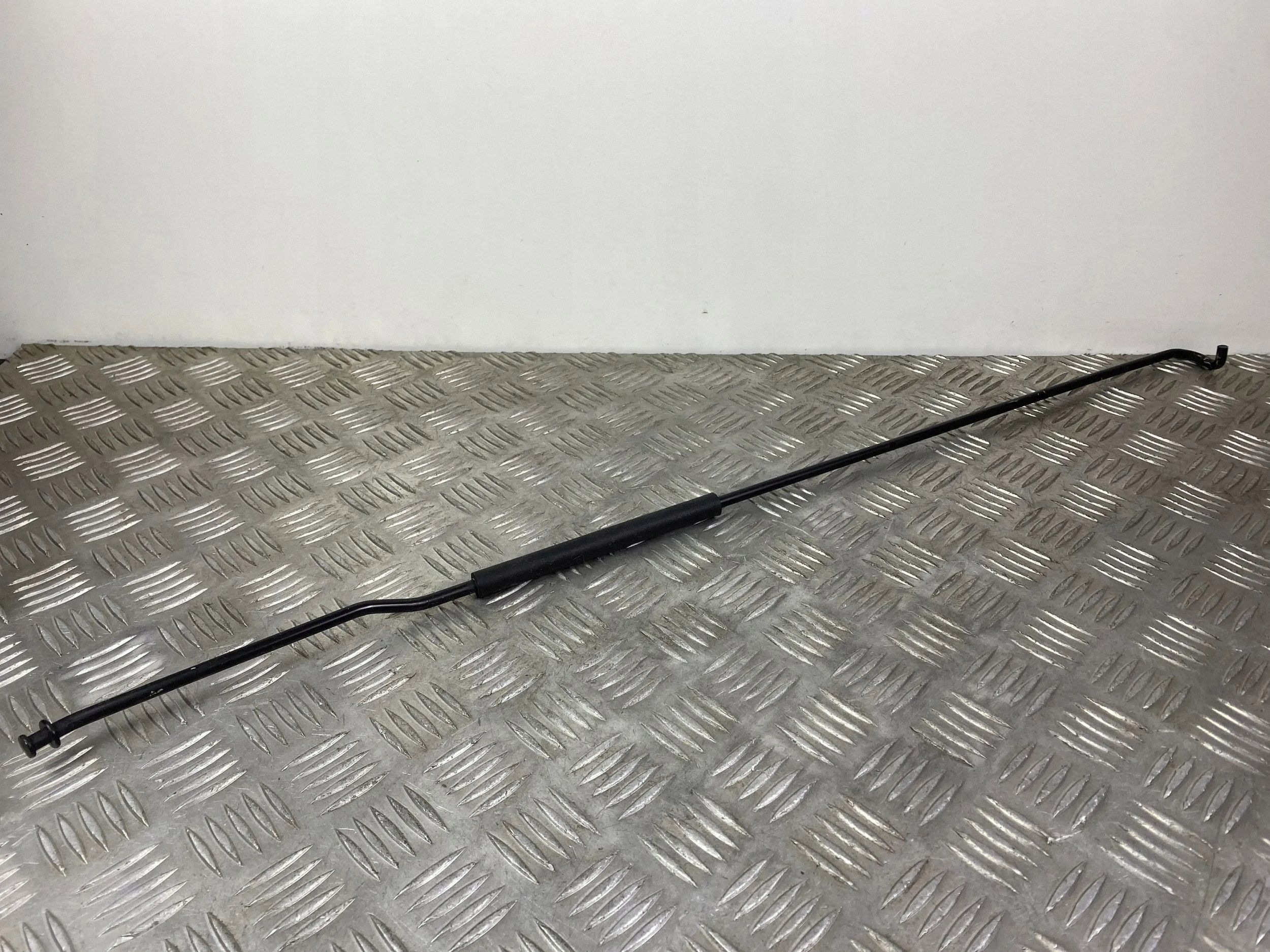 Soporte de pistón capó Jeep Compass OEM FOB30176