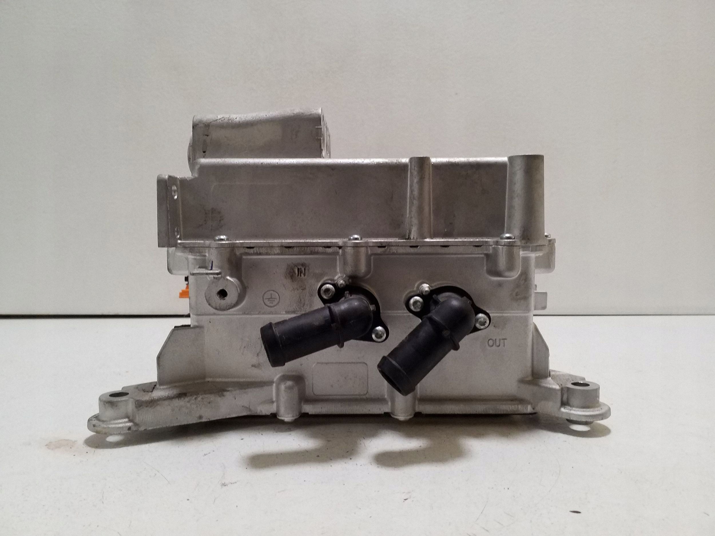 Polestar 2 2023 Muuntaja OEM 32335618 - Käytetty