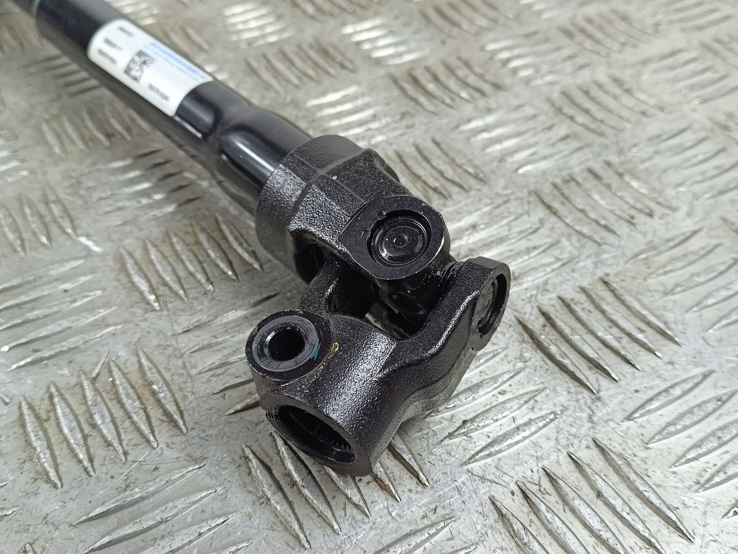 MG ZS Driveshaft Cross OEM Q00036117 - Used