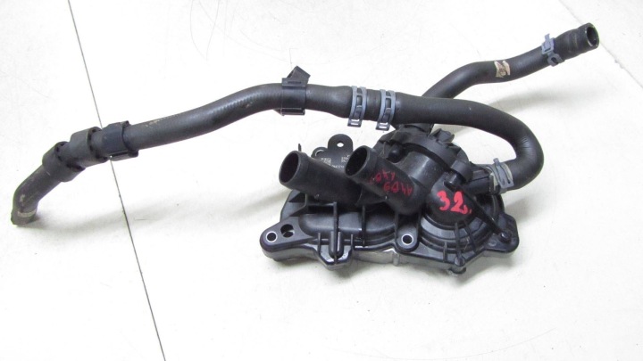 AUDI A4 B9 1.4 Water Pump 04E121600AL 14-