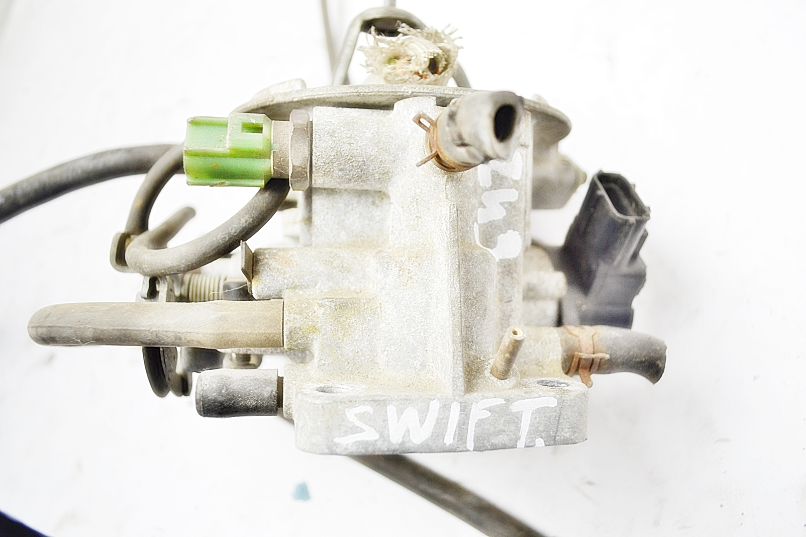 SUZUKI SWIFT Vergaser 1340063E00 1979300210 image 5