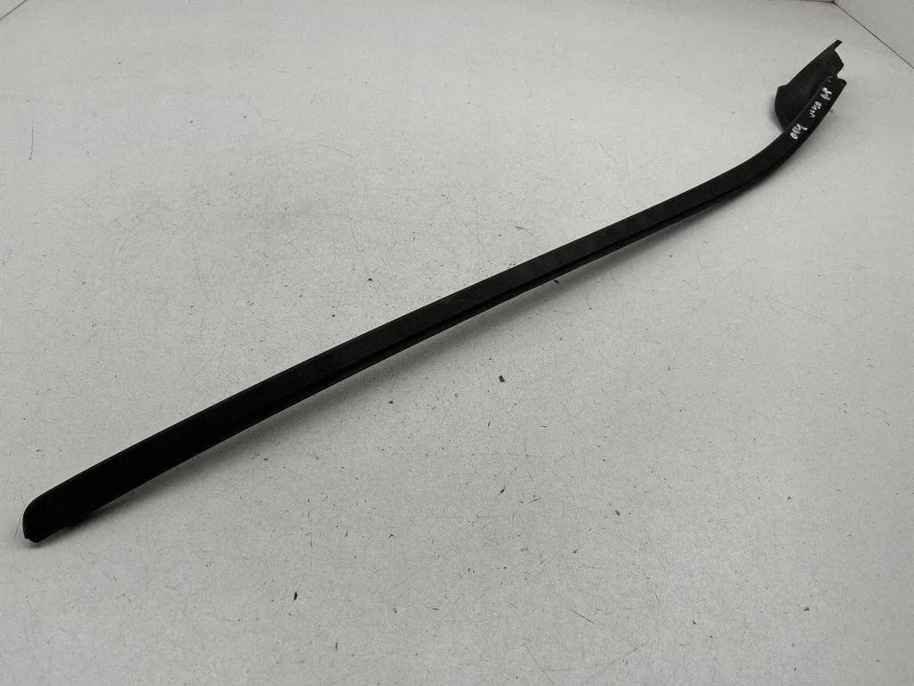 Gebrauchte Volvo OE Windschutzscheibenabdeckung OEM 31378573 image 3