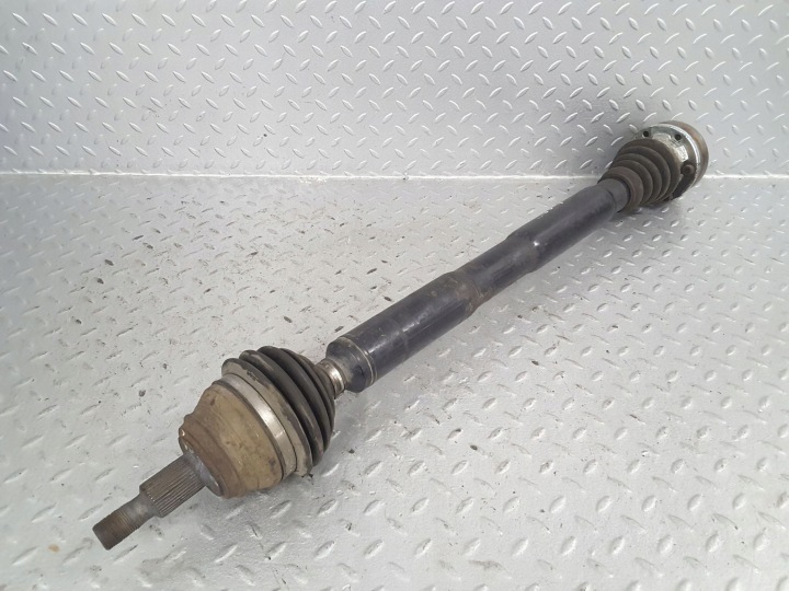 Semieixo dianteiro lado direito Skoda Octavia Mk1 (1U) 1J0407272