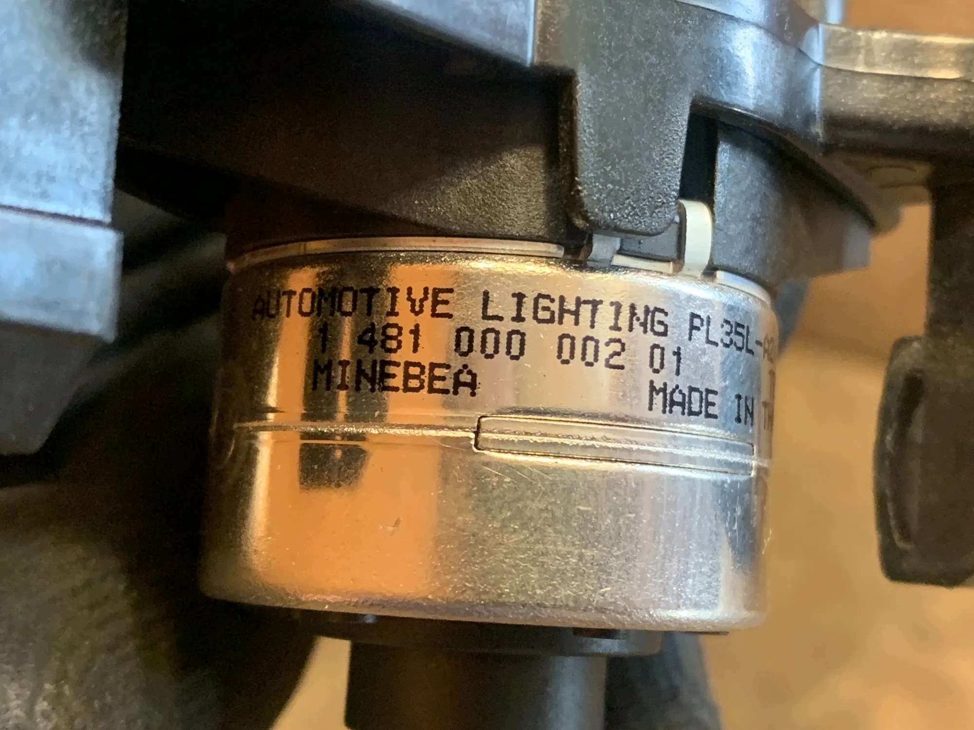 Cadillac ATS Koplampverstellmotor OEM 148100000201 image 7