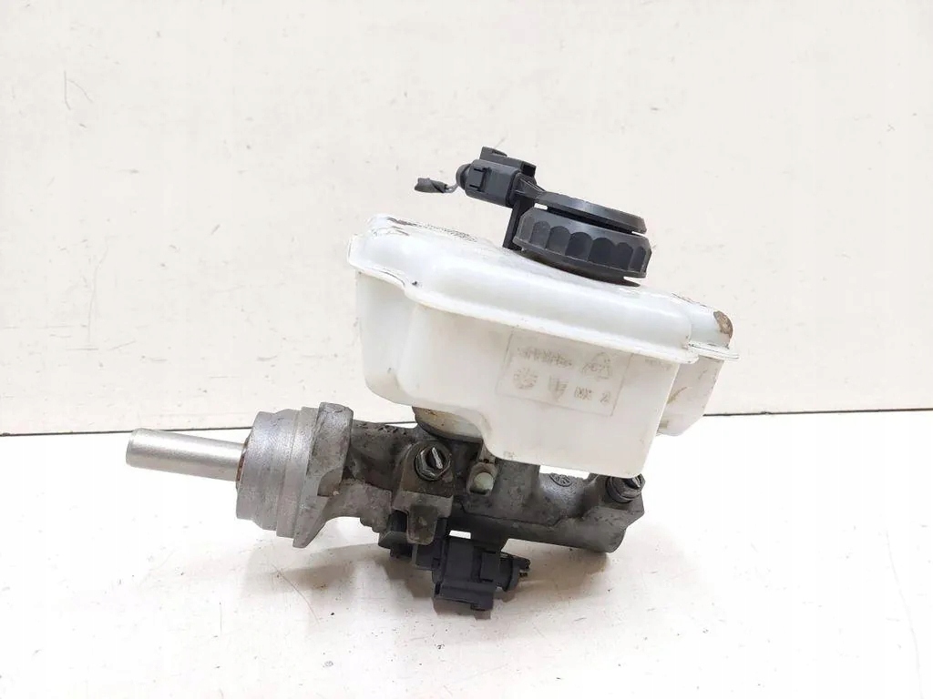 Jarruastia OEM 1K1611301E VW Passat B7:lle