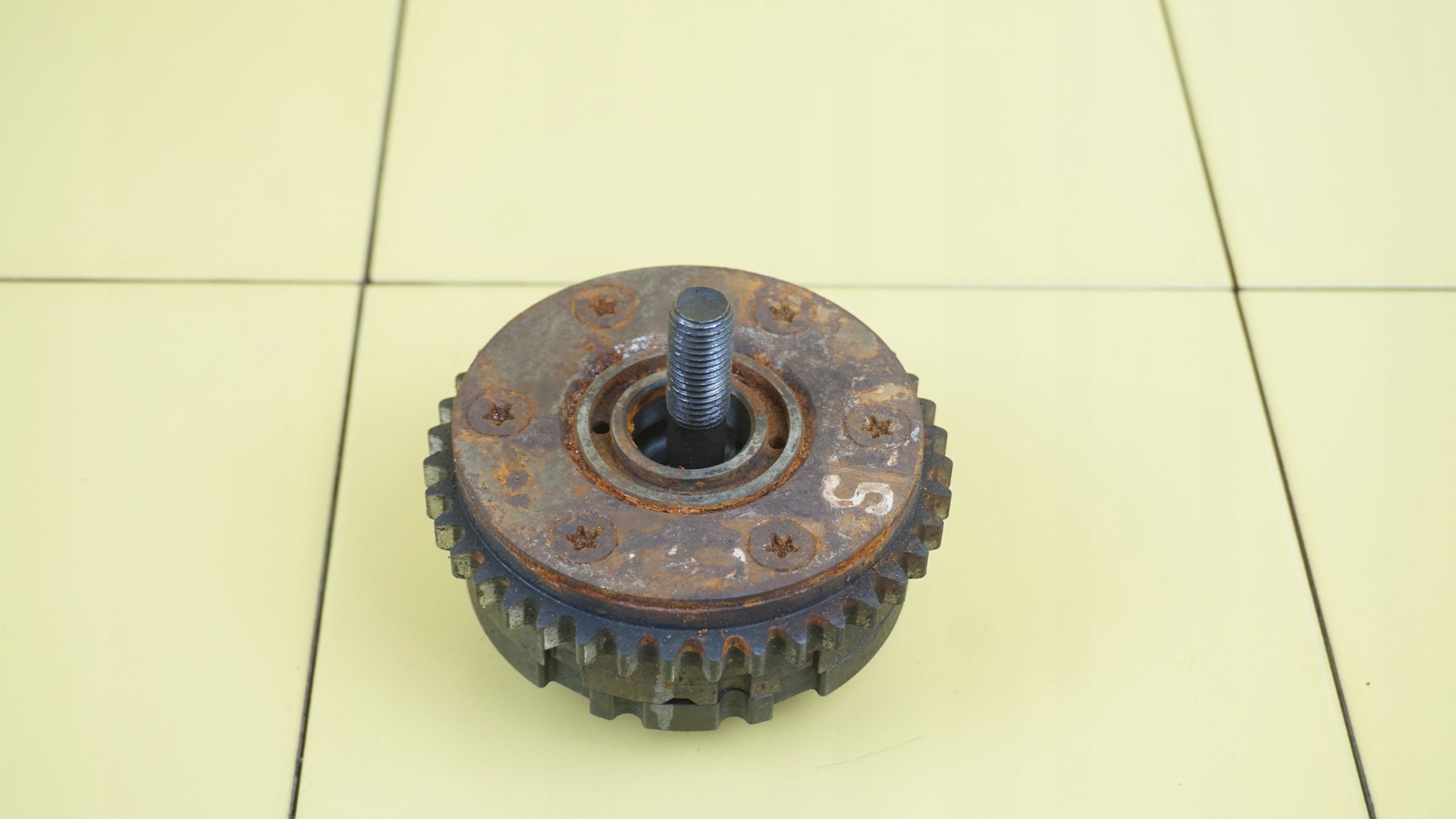 Roue de distribution OEM 6G9N6C525 pour Volvo V70/XC70/S80 image 3