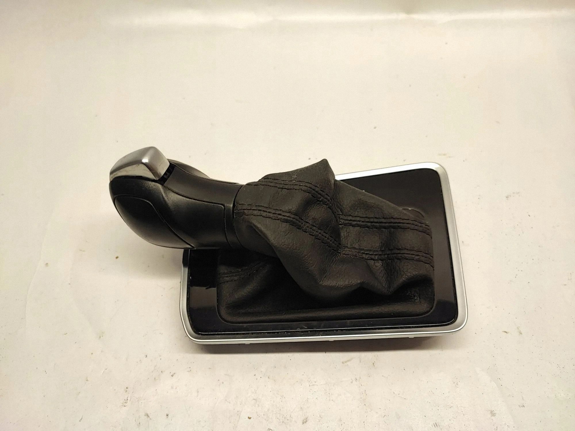 Pomo de mudanças VW OEM 17B713203 para JETTA MK7 2019 image 6