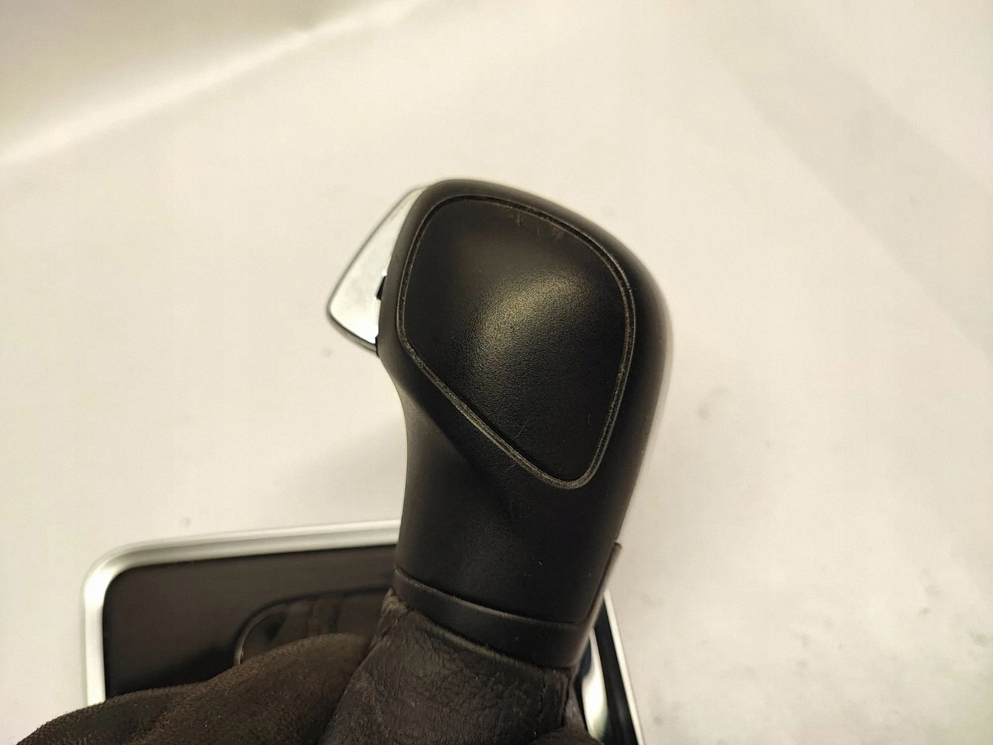 Pomo de mudanças VW OEM 17B713203 para JETTA MK7 2019 image 9