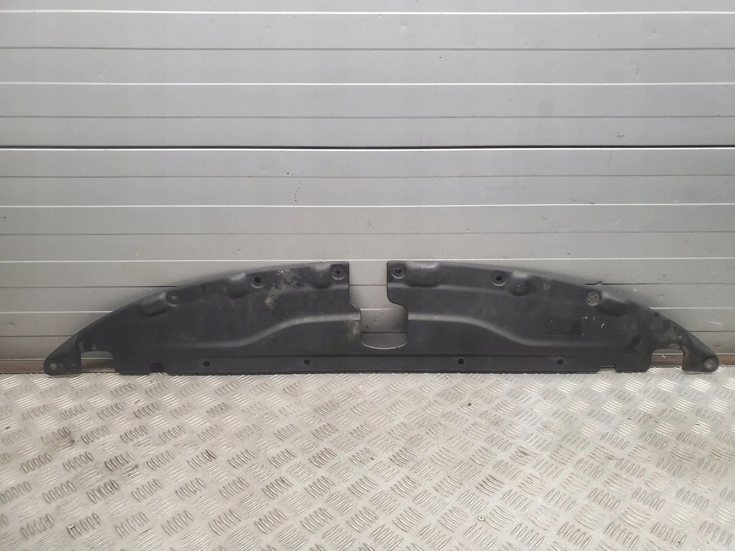 Couvre-ceinture avant OEM 68227299AA - Chrysler Pacifica image 2