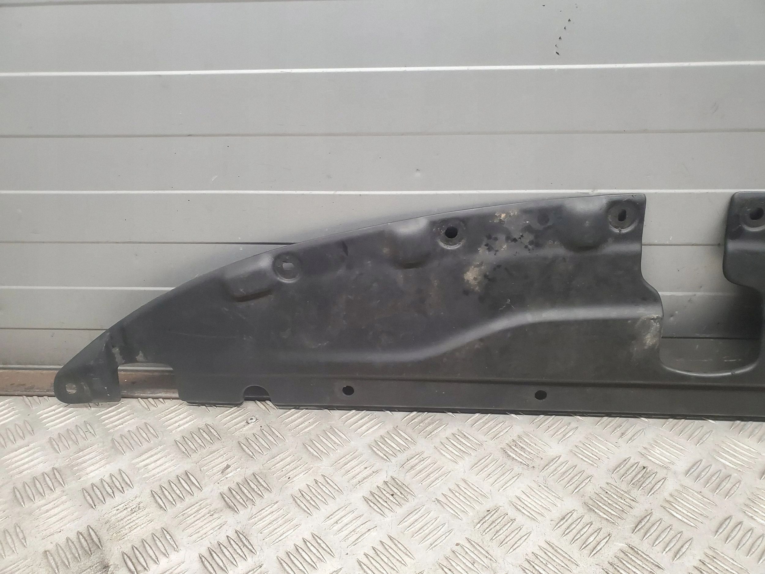 Couvre-ceinture avant OEM 68227299AA - Chrysler Pacifica image 3
