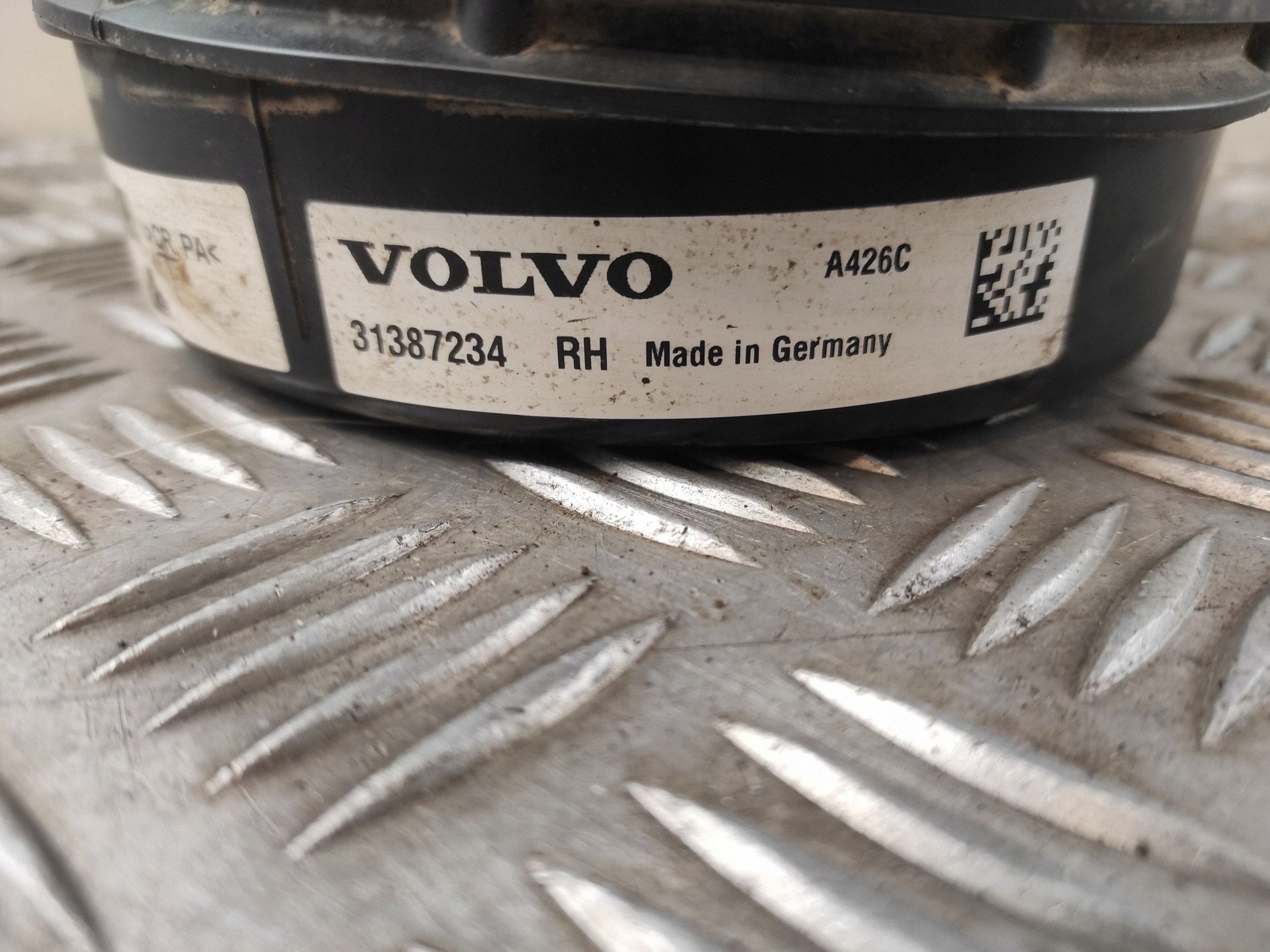 Volvo S90 II Ilmajousitus OEM 31387234 - Käytetty image 5