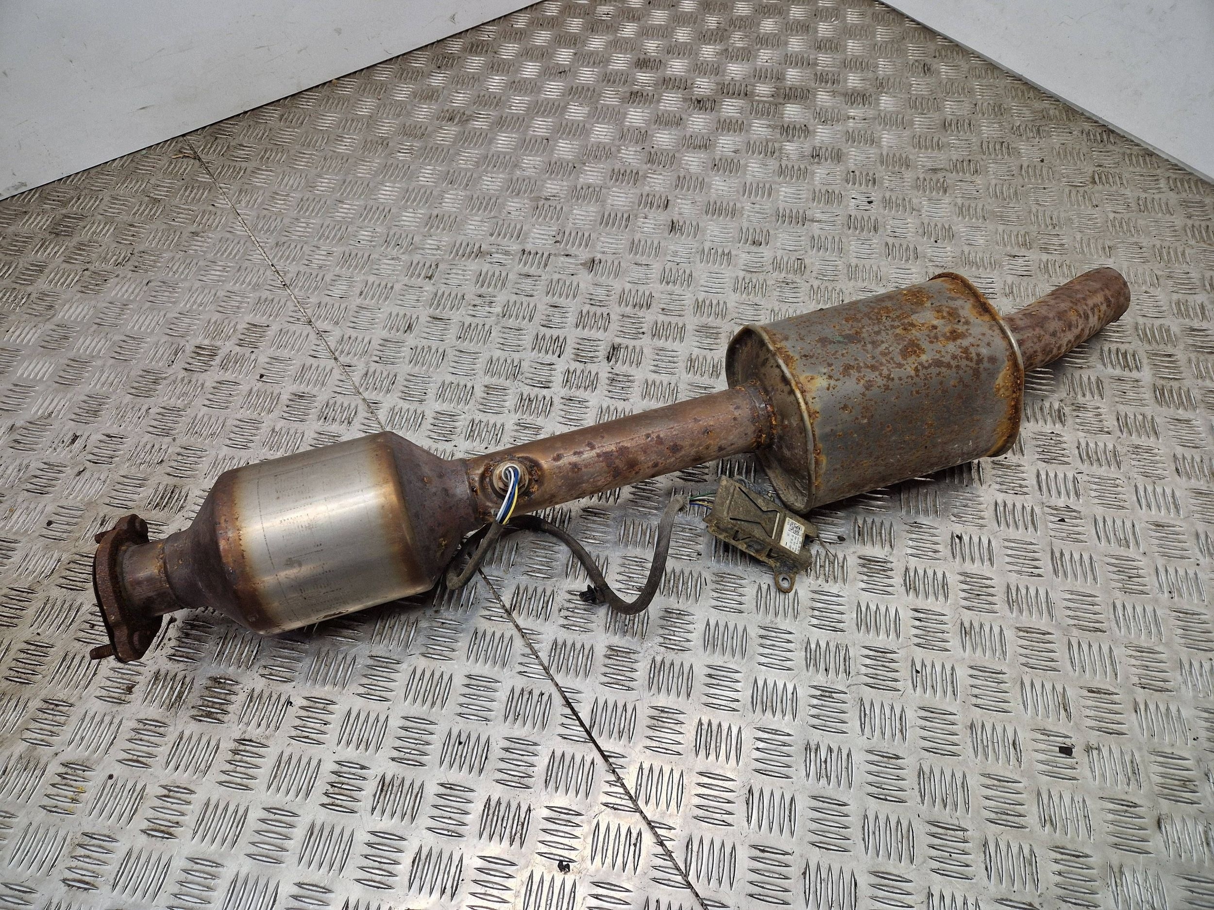 Gebrauchter Ford Katalysator OEM JX615F297HC image 2