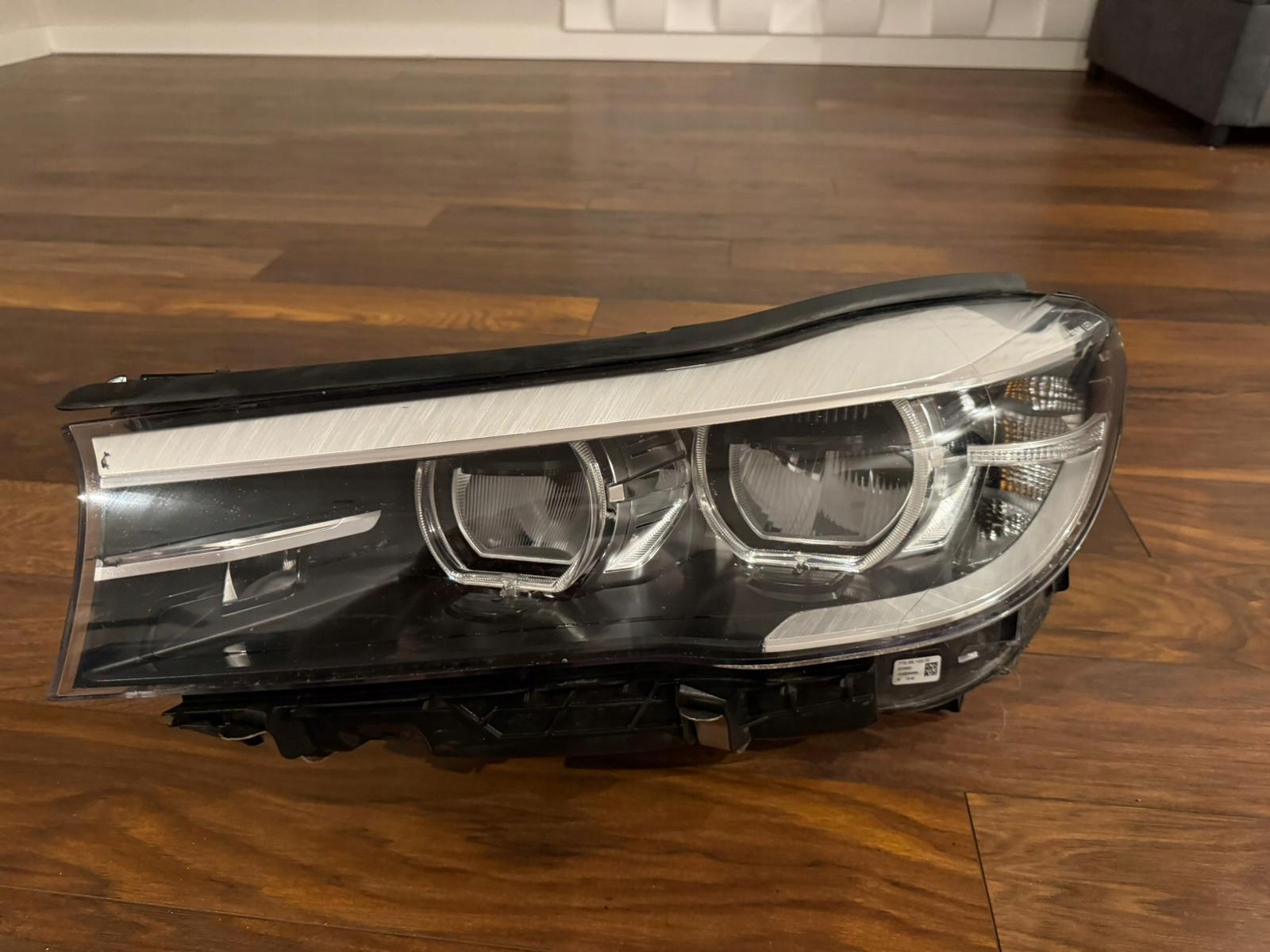 BMW 7 G11 G12 2017 USA Front Left Headlight 7465591-01 image 2
