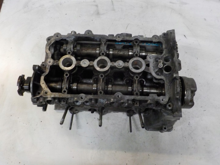 AUDI PORSCHE CAYENNE 3.0 TFSI CAK sylinterikansi täydellinen 06E103404K