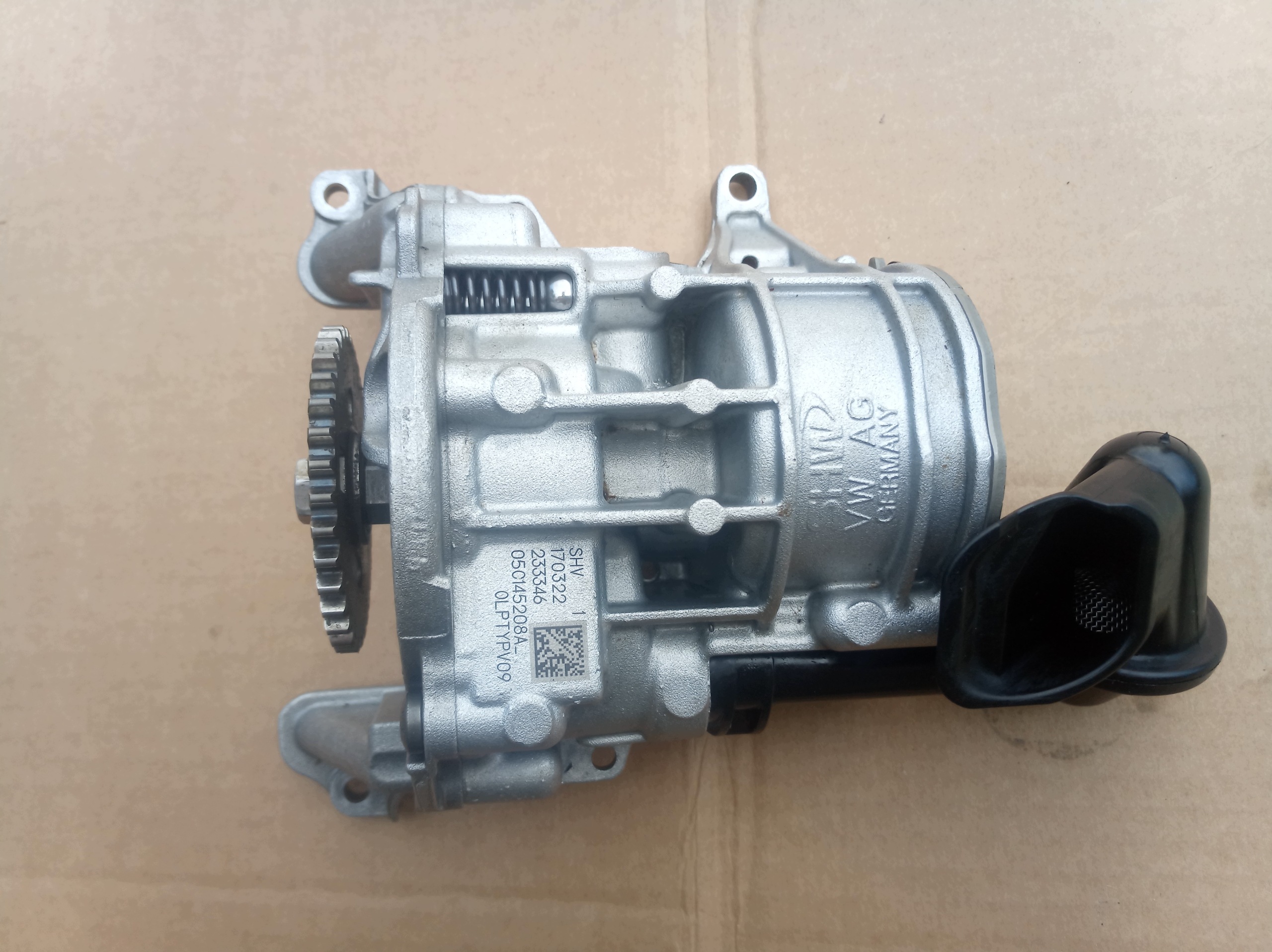 Oljepump OEM 05C145208A för VW 1.0 TSI TFSI image 2