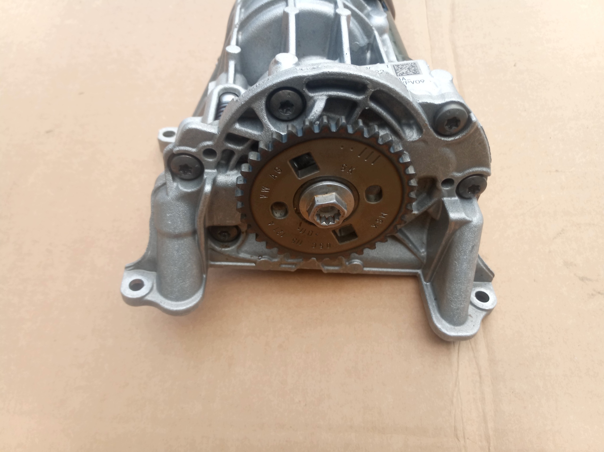 Öljypumppu OEM 05C145208A VW 1.0 TSI TFSI:lle