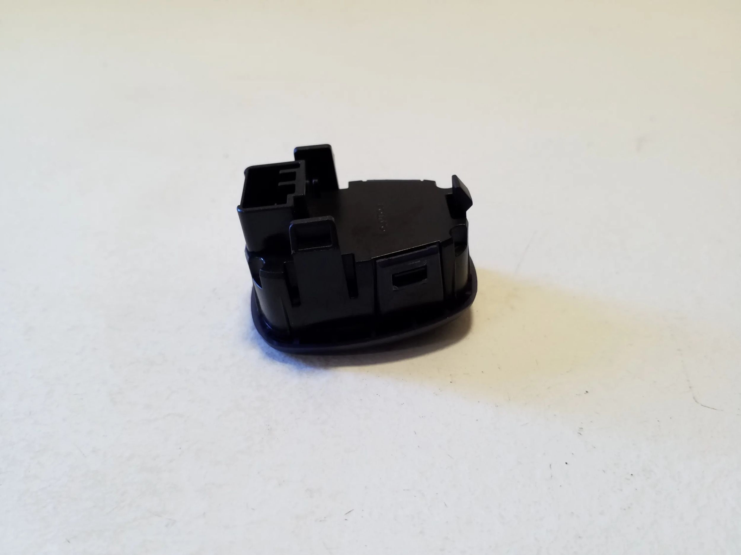 Sensor de Sol OEM 32130682 para Volvo XC40 2023 image 3