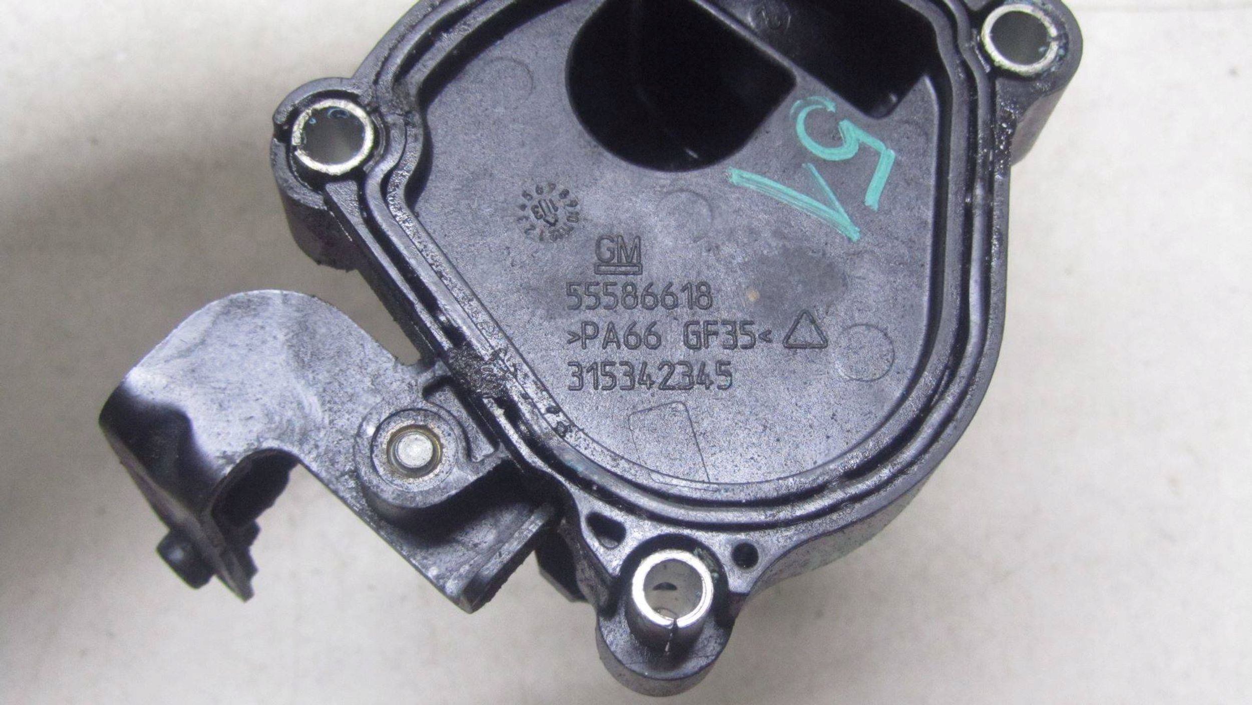 Oljefyllningsrör OEM 55586618 för Opel Insignia A image 4