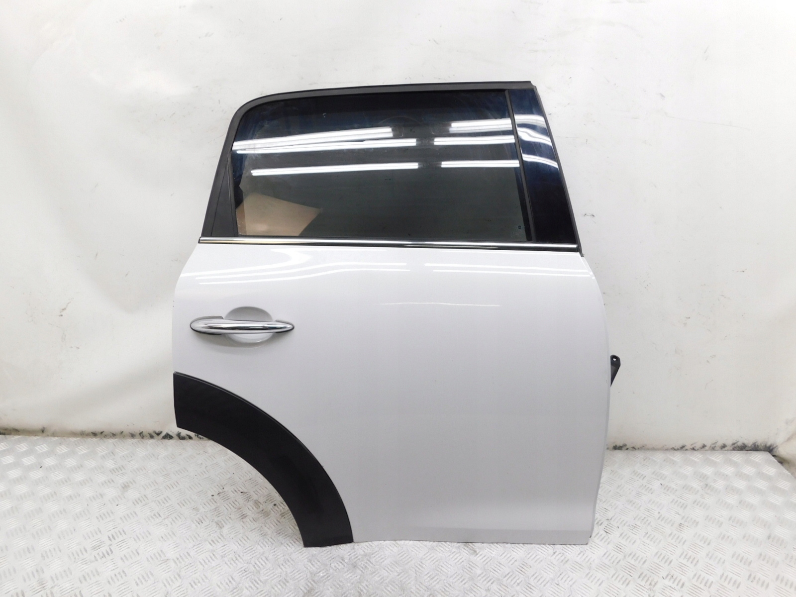 Oikea takaovi kompletti - MINI COUNTRYMAN R60 10-16 B15 image 2