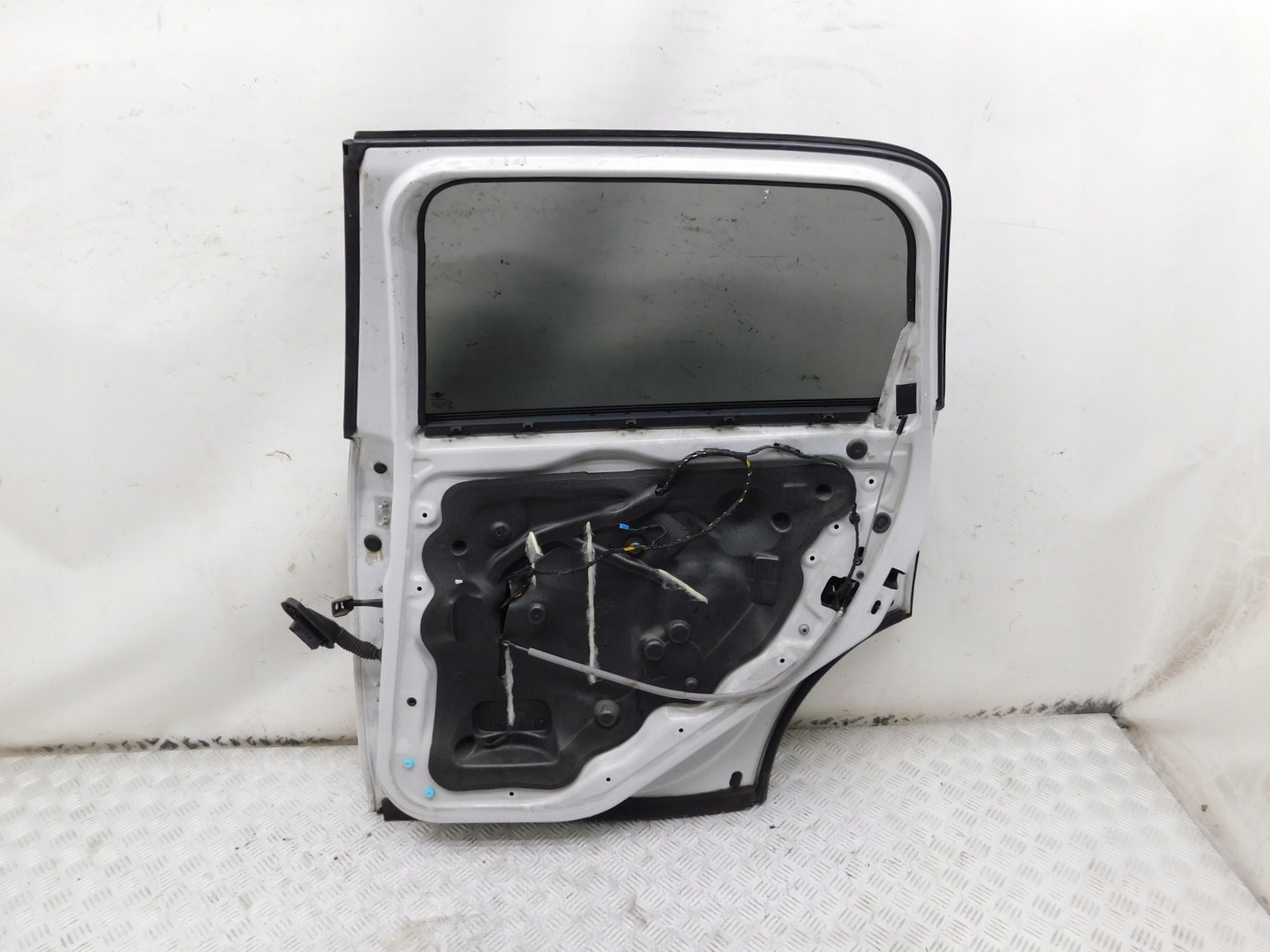 Oikea takaovi kompletti - MINI COUNTRYMAN R60 10-16 B15 image 8