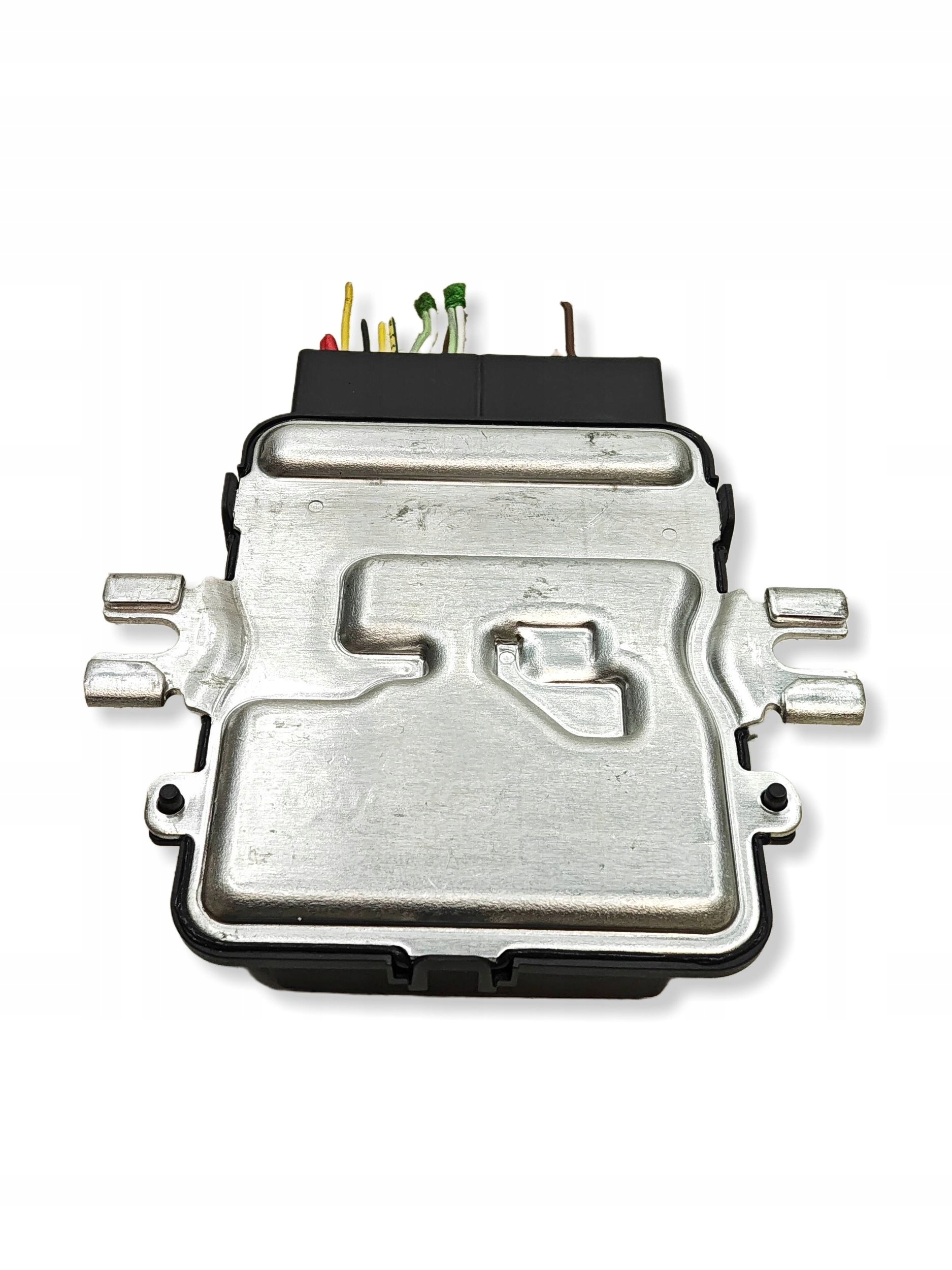 BMW X1 U11 Polttoainepumpun Ohjain OEM 5B36DD9