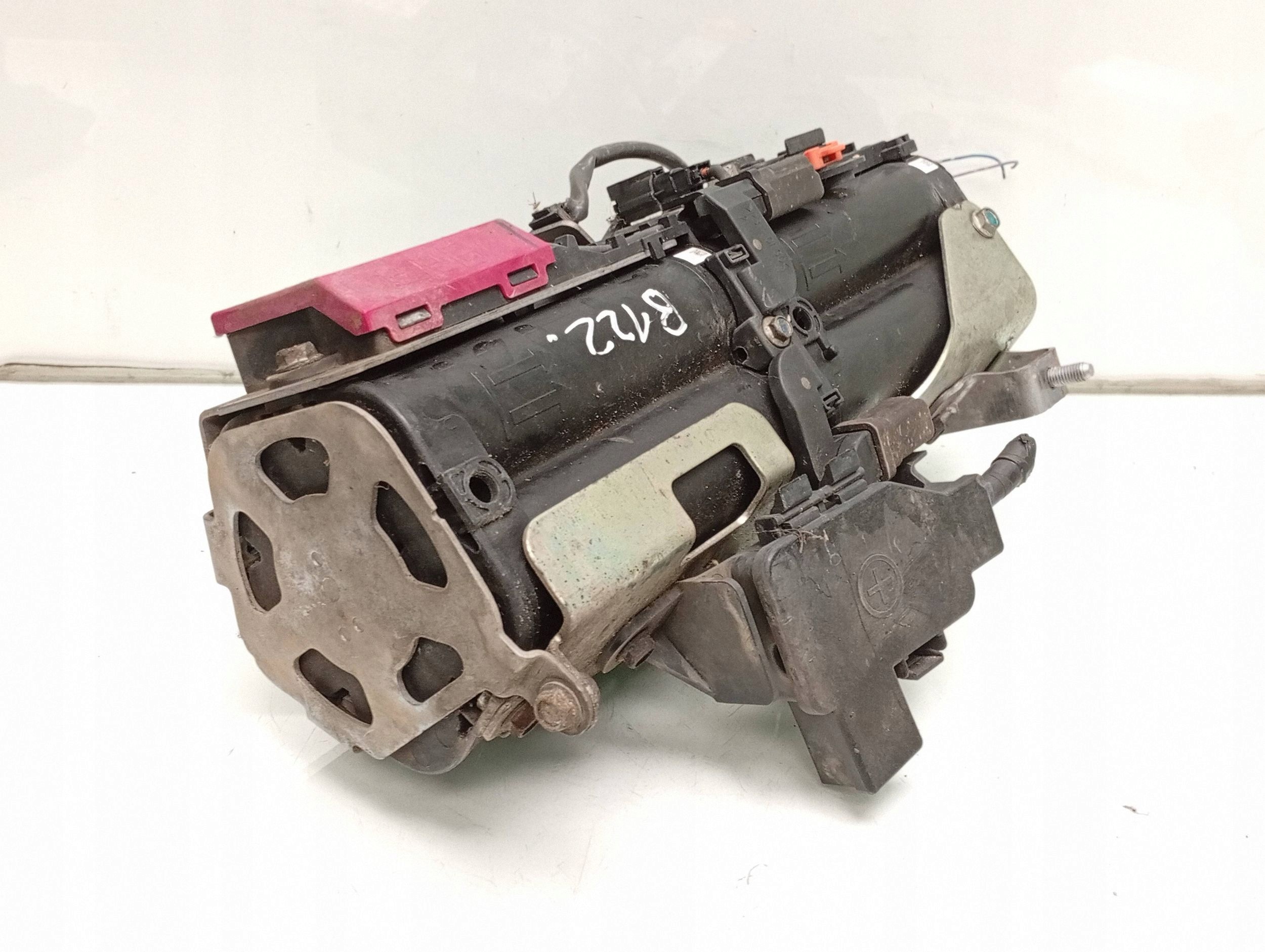 Mazda 6 Invertteri OEM GKH867ZC0 - Käytetty