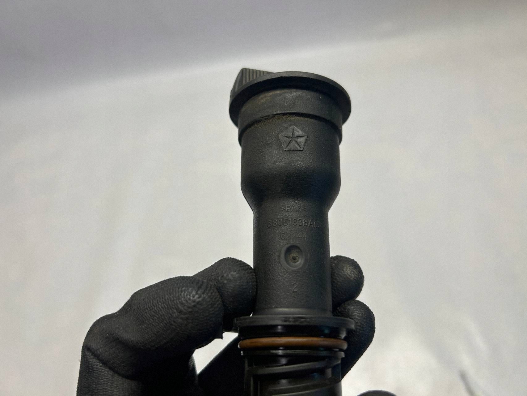 Öl-Einfüllstutzen OEM 68051838AC - Originalteil gebraucht image 6