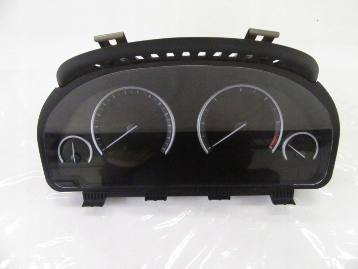Speedometer cluster BMW F15 X5 F16 X6 B47 N47 N57 EUROPA Diesel HUD Headup 62 10 8795238 6805234 9363260 6991352 9373775 93428209328830 6844042 6821921 6831792 9387595 6844050 6802320