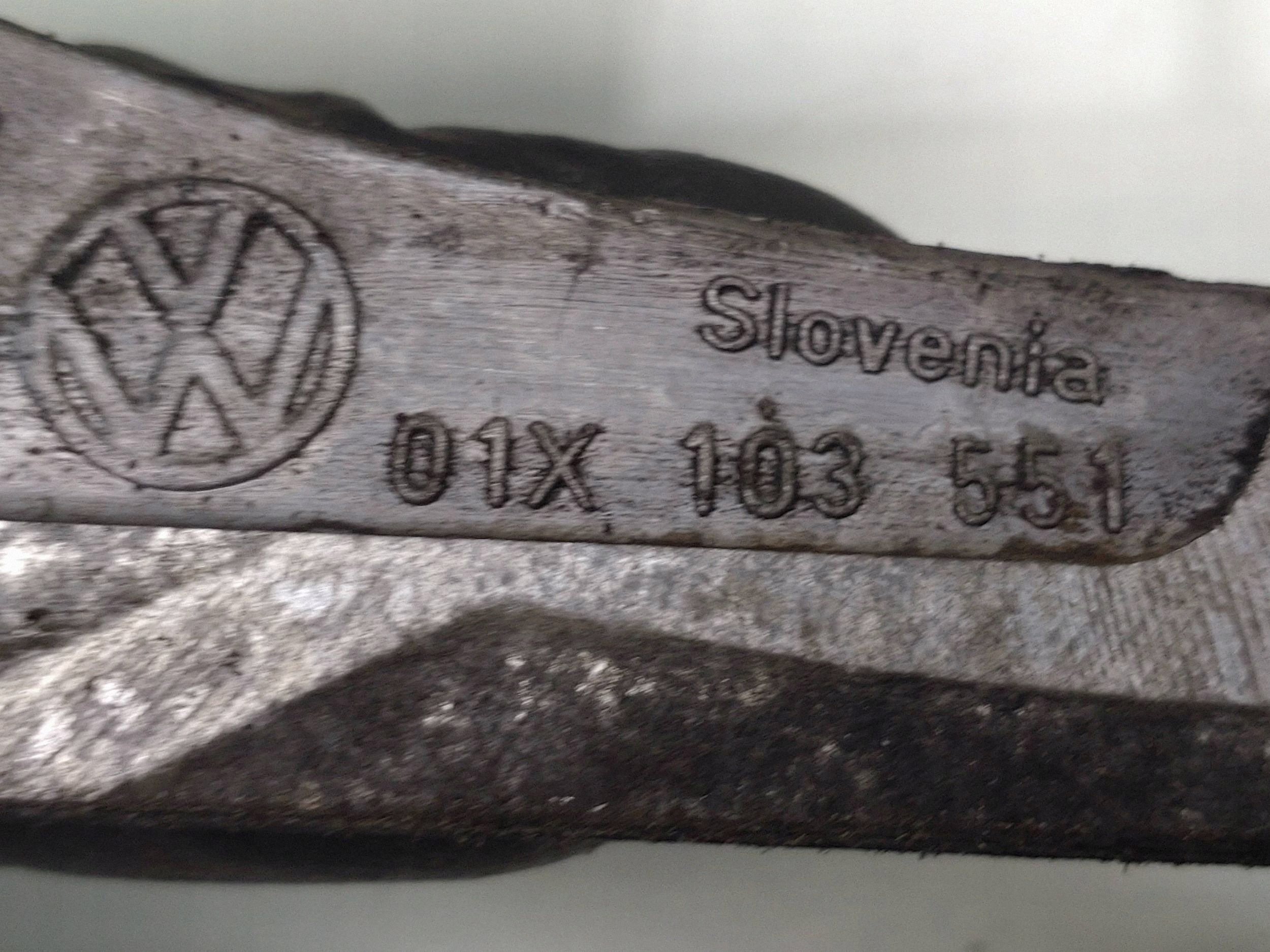 Peça distância caixa OEM 01X103551 - Usado image 3
