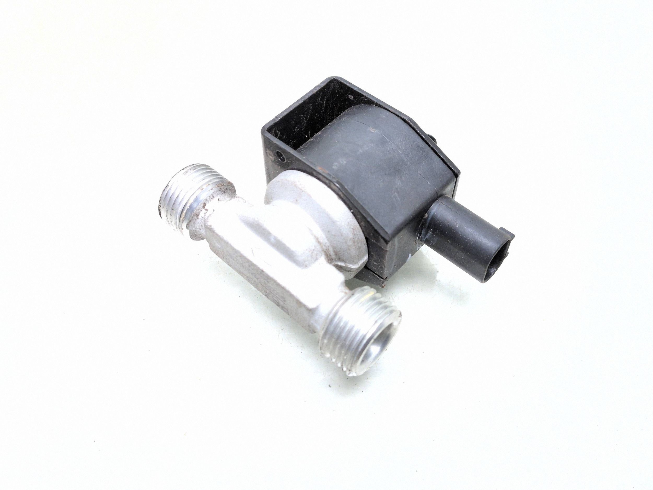 Válvula AC OEM 9827652380 para Opel Frontera C image 4
