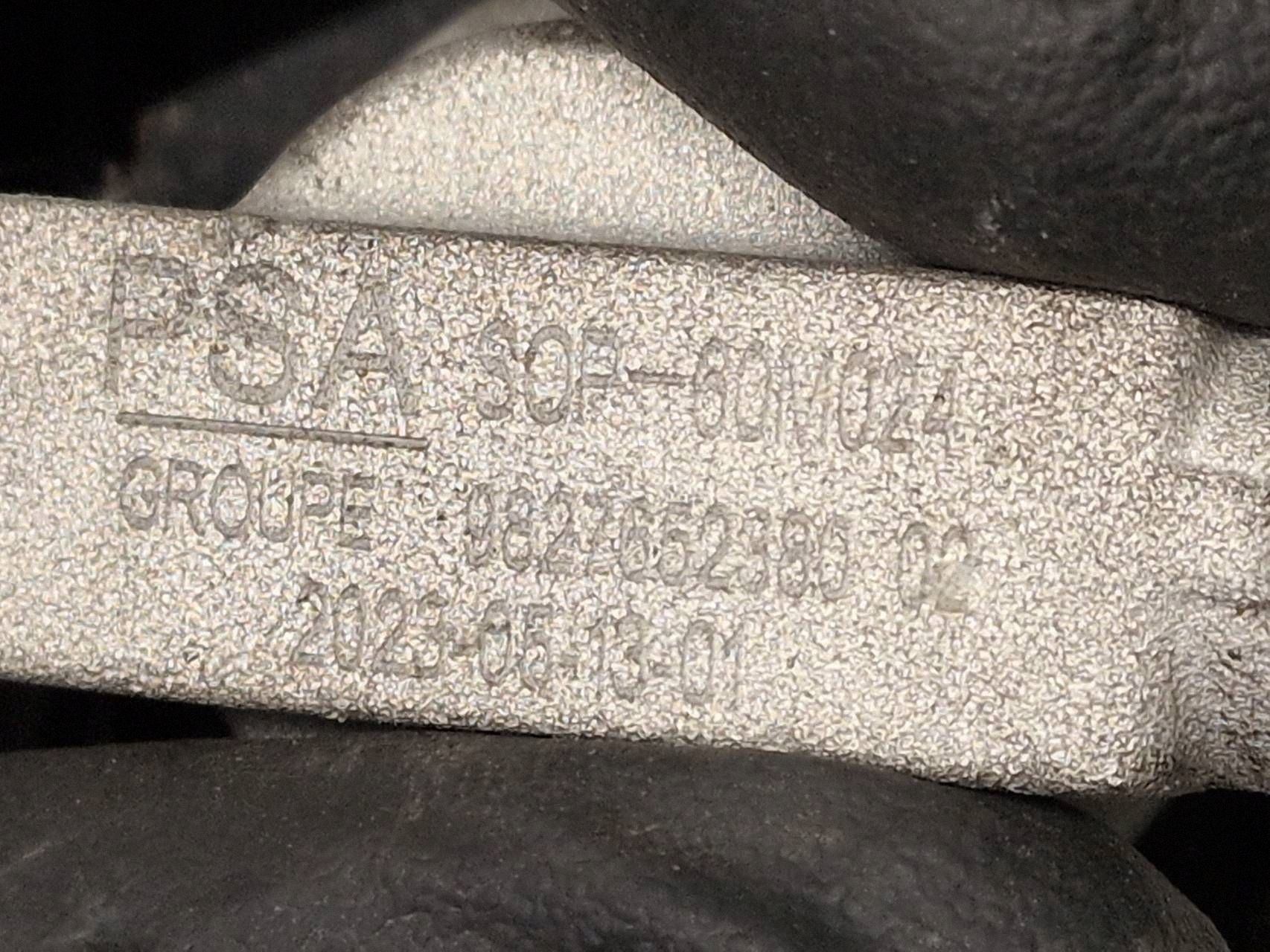 Válvula AC OEM 9827652380 para Opel Frontera C image 6