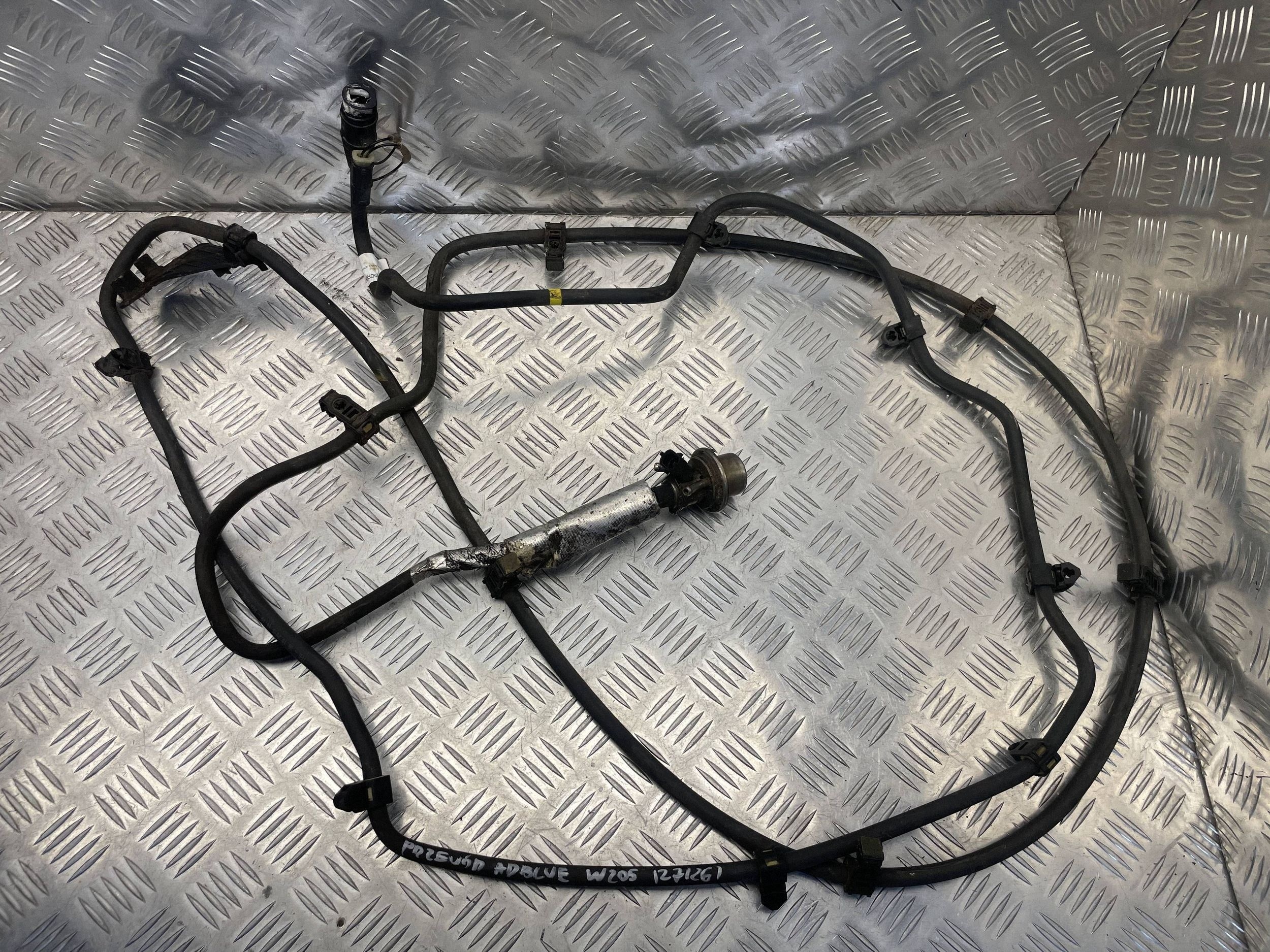 OEM A2054700900 AdBlue-rör för Mercedes C-klass image 3