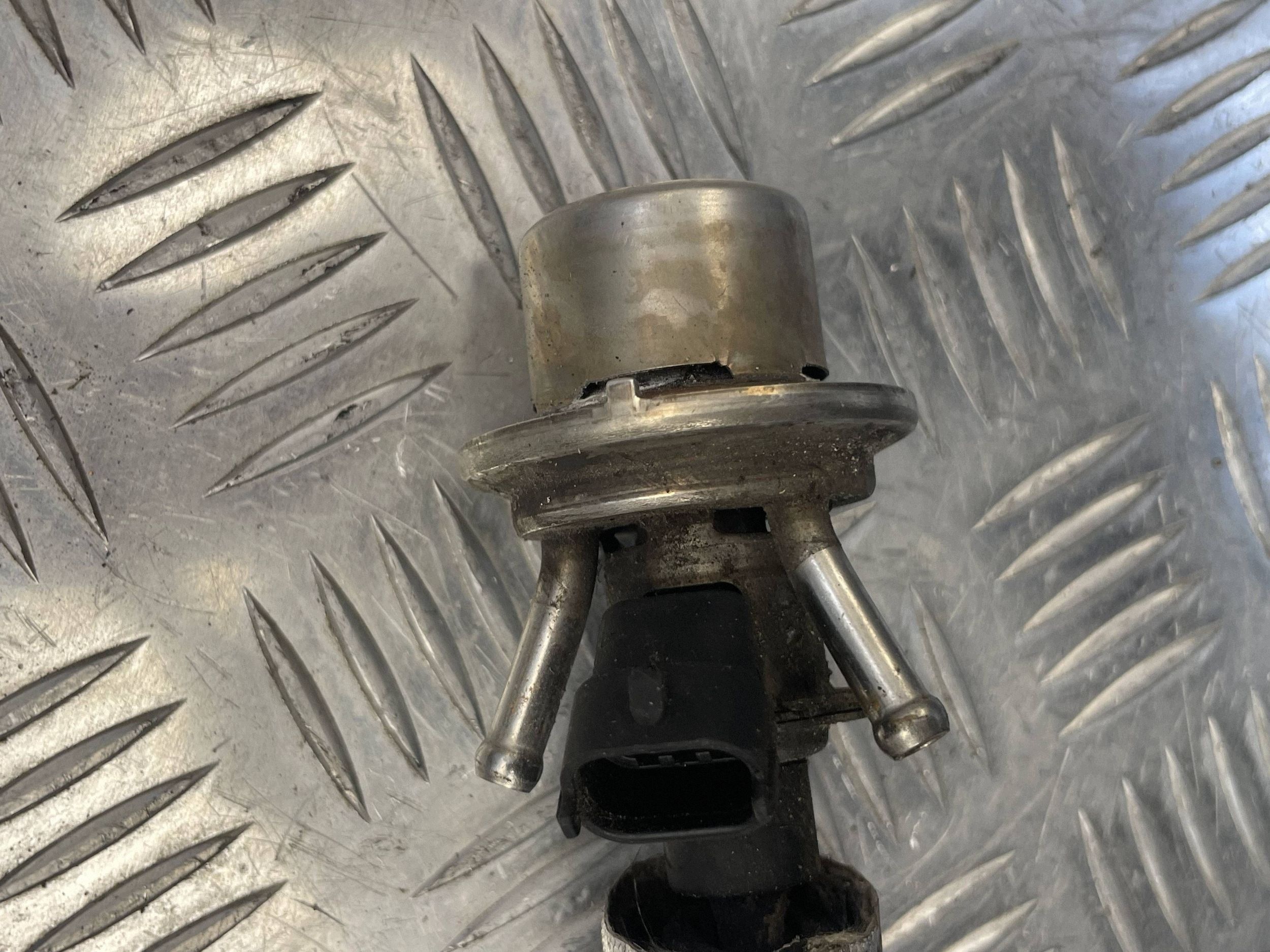 OEM A2054700900 AdBlue-rör för Mercedes C-klass image 6