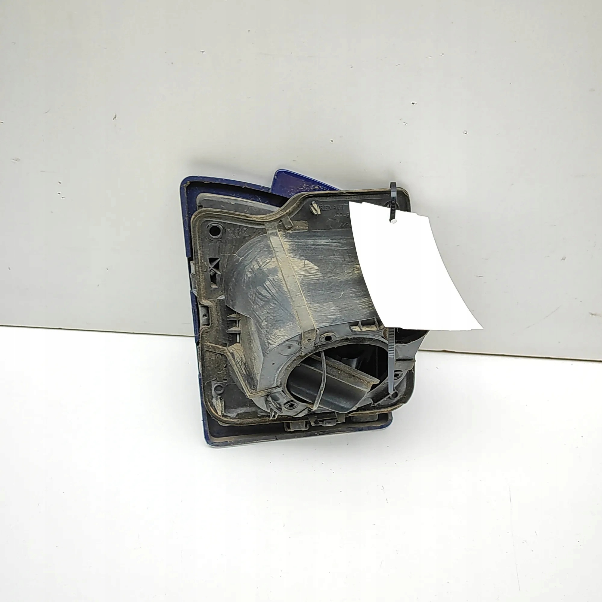 Trappe à carburant gauche OEM 781200017R Renault Master image 3