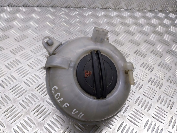 VW 5Q0121407 paisuntasäiliö