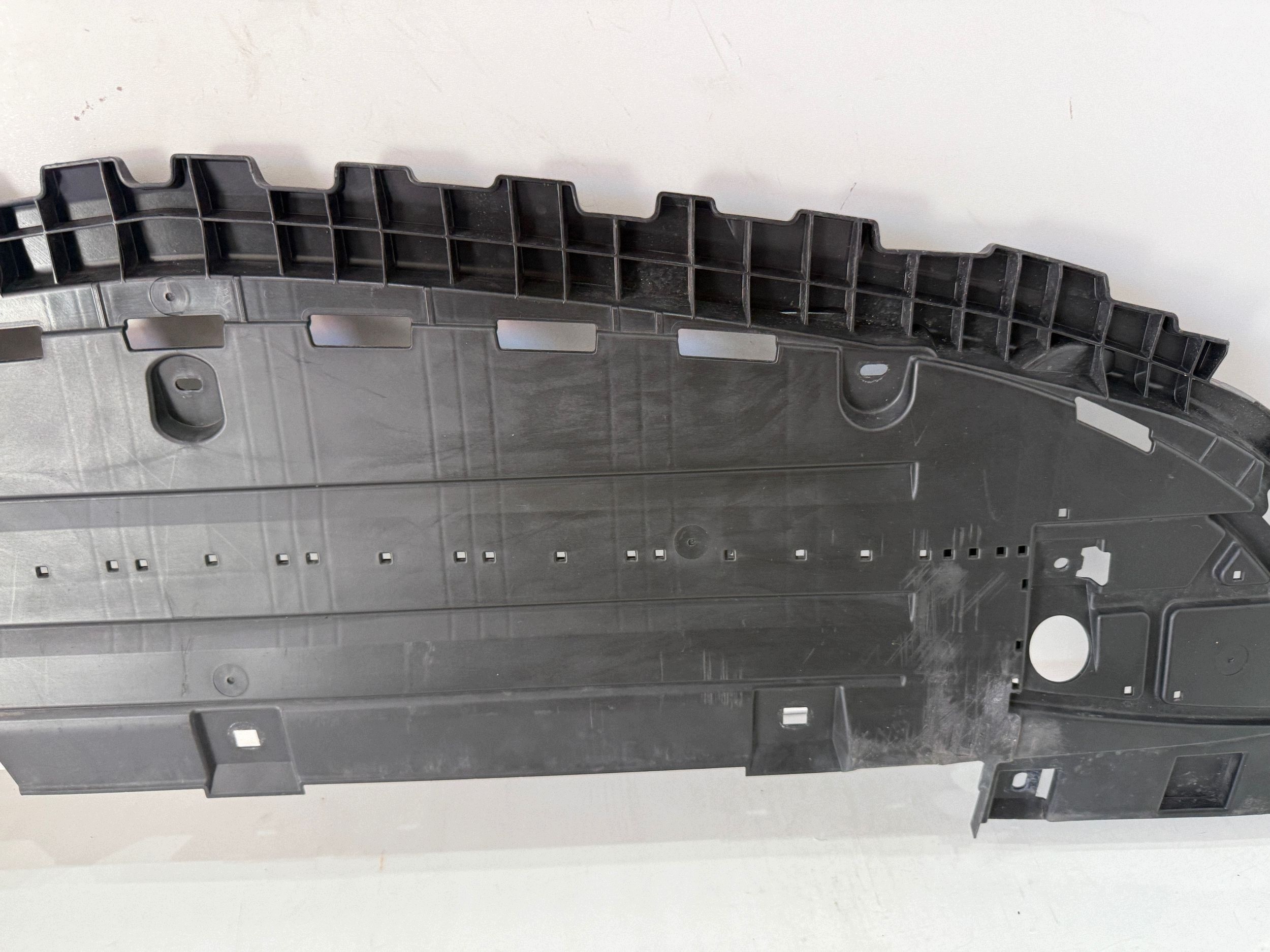 Placa protetora para-choques dianteiro OEM A1188852703 Mercedes image 4