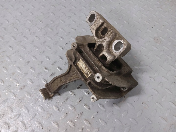 Audi OE 5Q0199262BH Engine Bearing Set