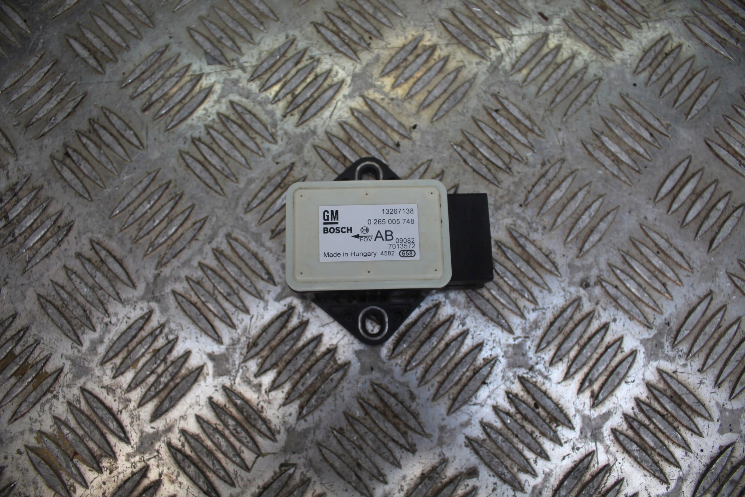 Sensor virabrequim Opel OE OEM 13267138 - Usado image 2