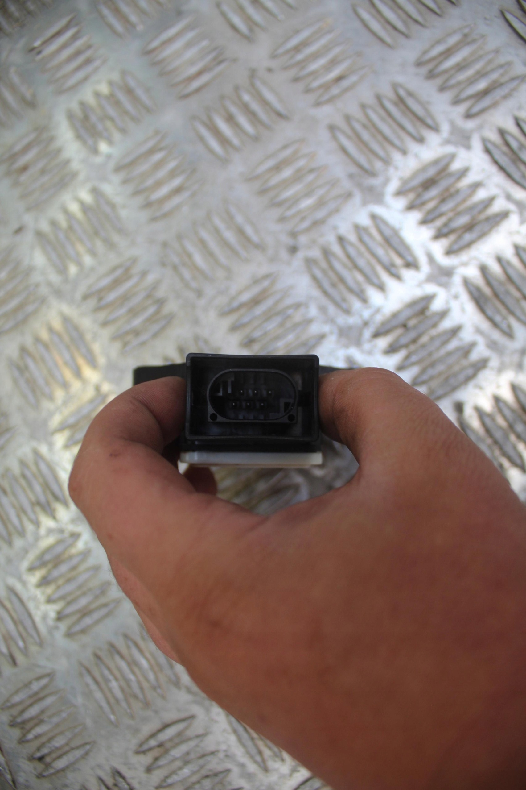 Sensor virabrequim Opel OE OEM 13267138 - Usado image 3