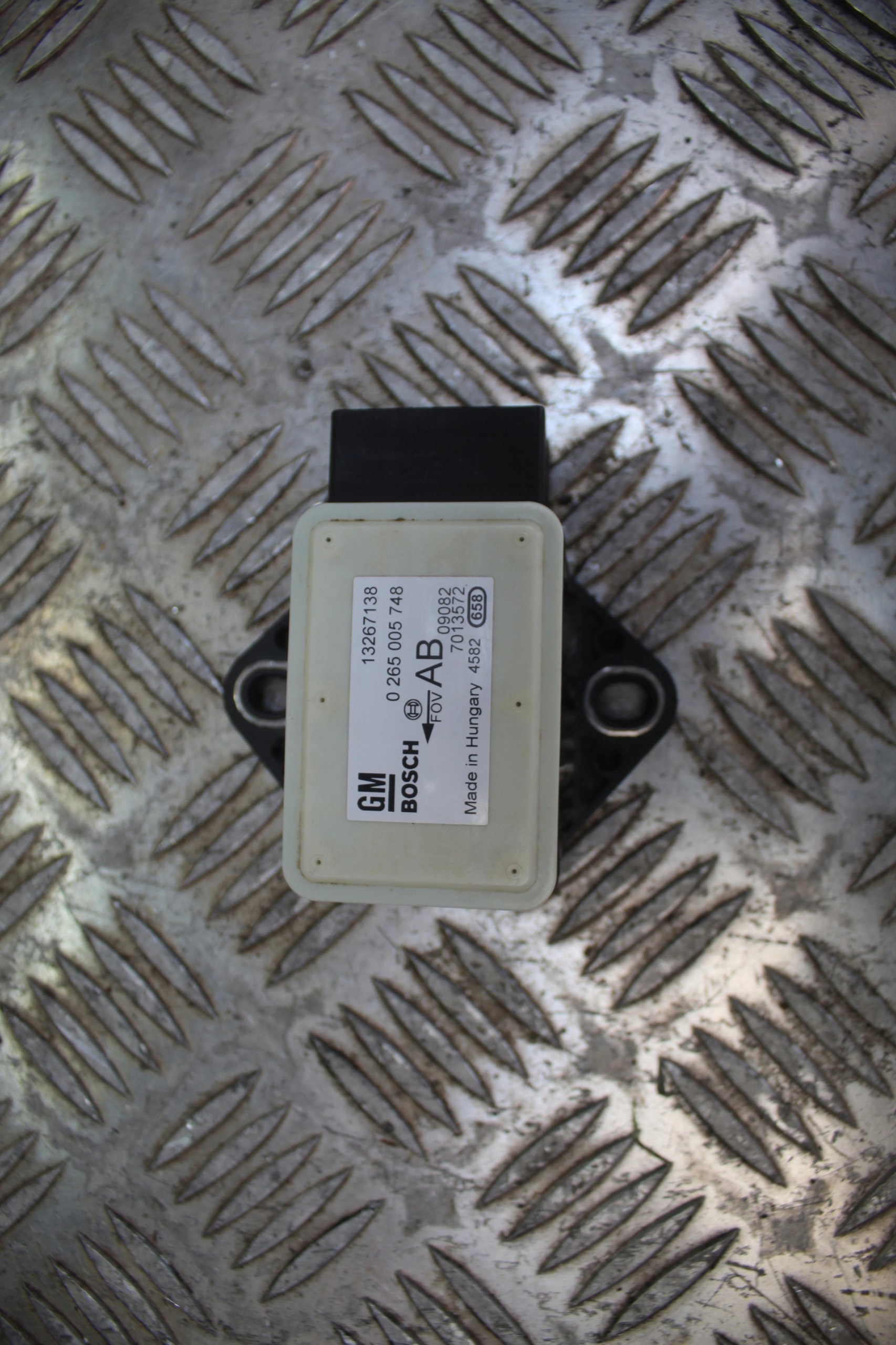 Sensor virabrequim Opel OE OEM 13267138 - Usado image 4