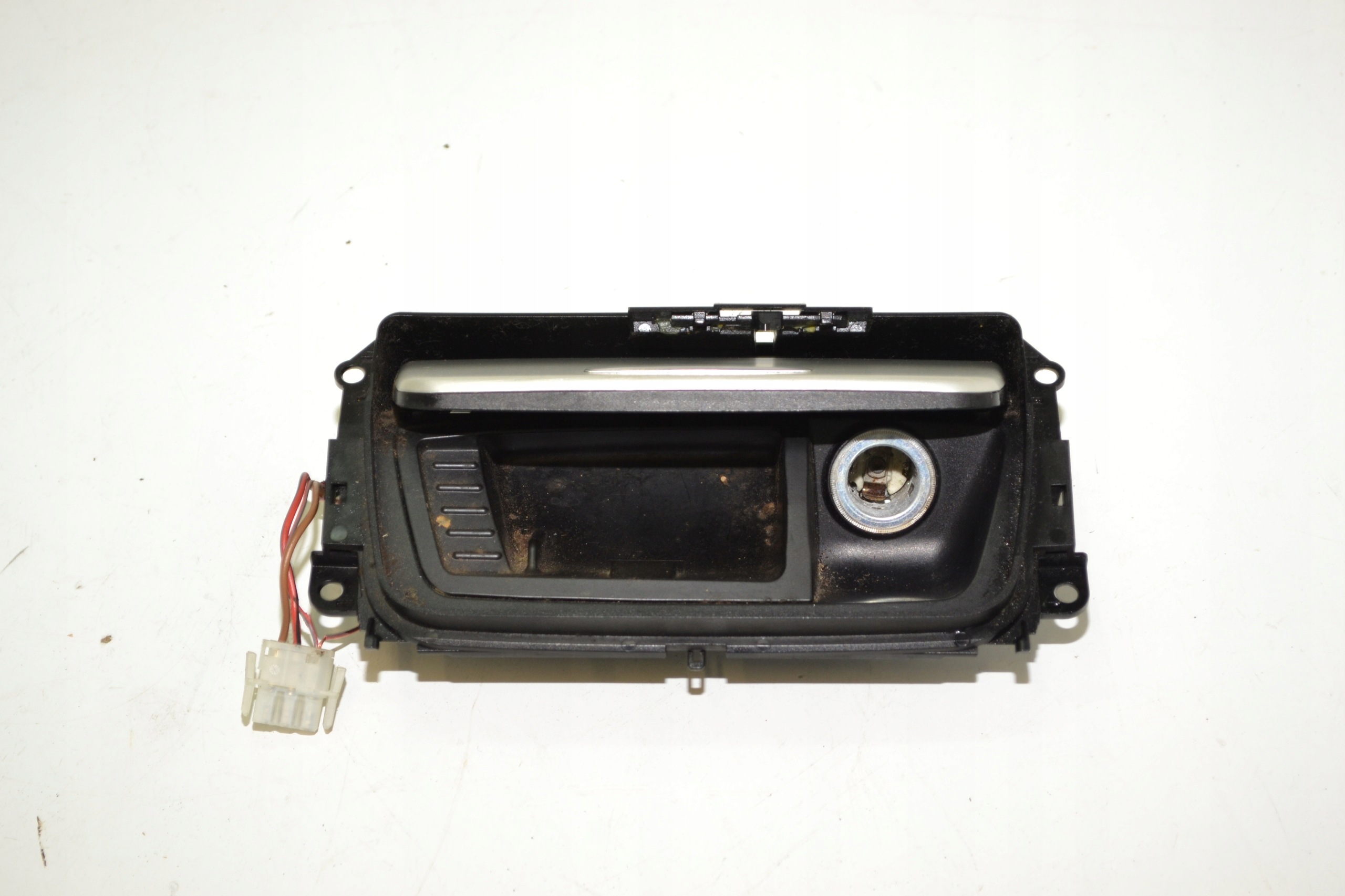 Cinzeiro painel BMW OE 7078571 image 6