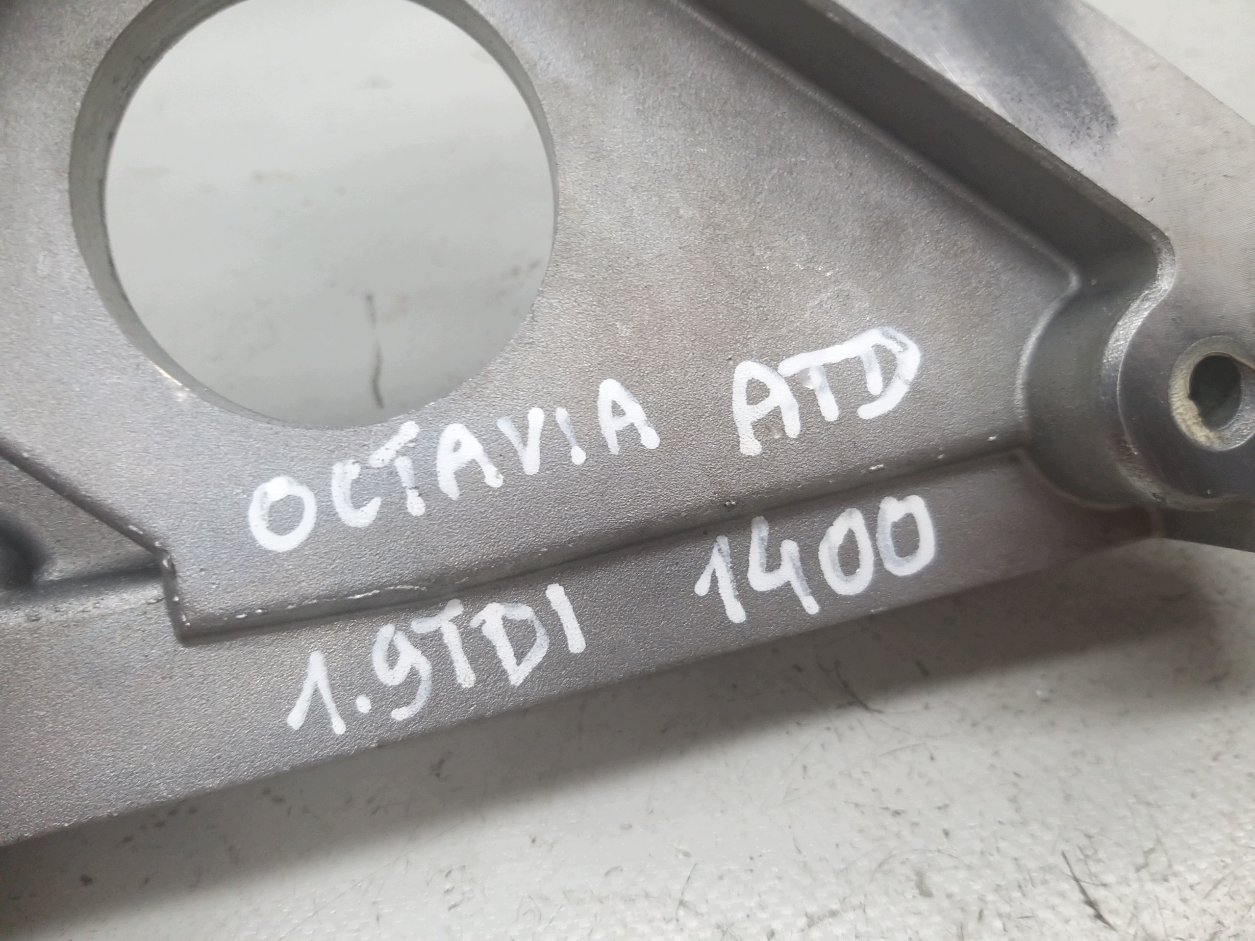Boîtier de joint OEM 038103153D pour 1.9/2.0 TDI image 9